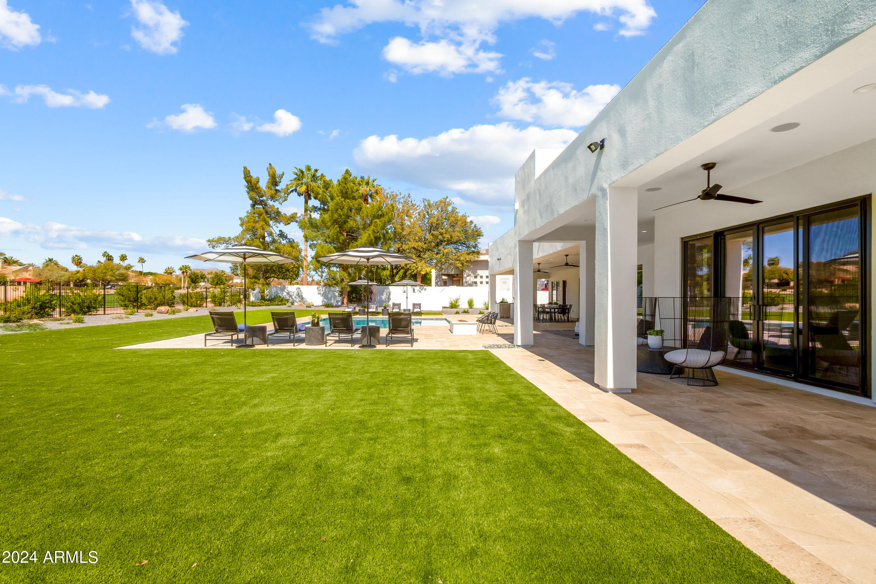 CAMELBACK CLUB ESTATES - Residential