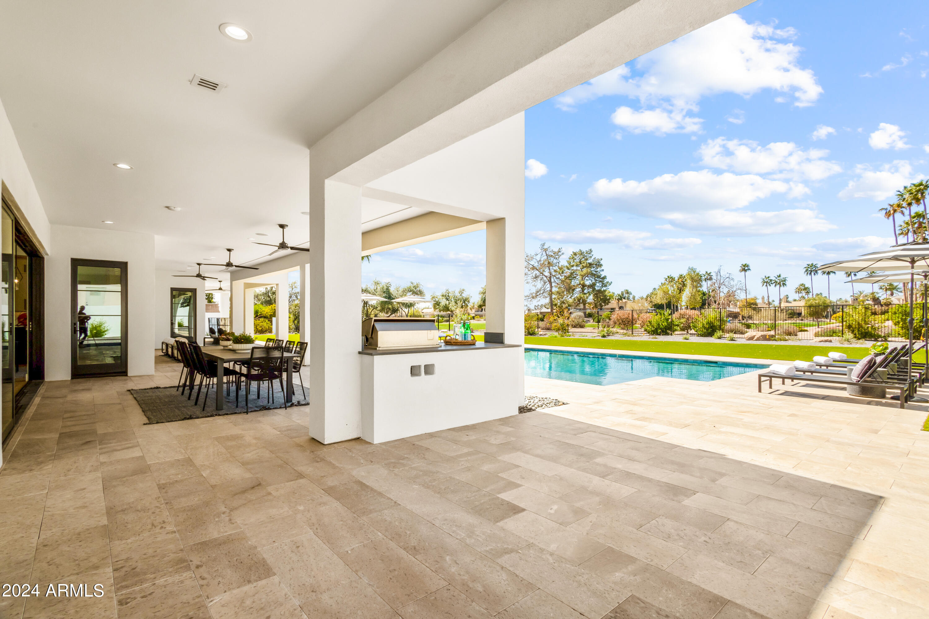 CAMELBACK CLUB ESTATES - Residential