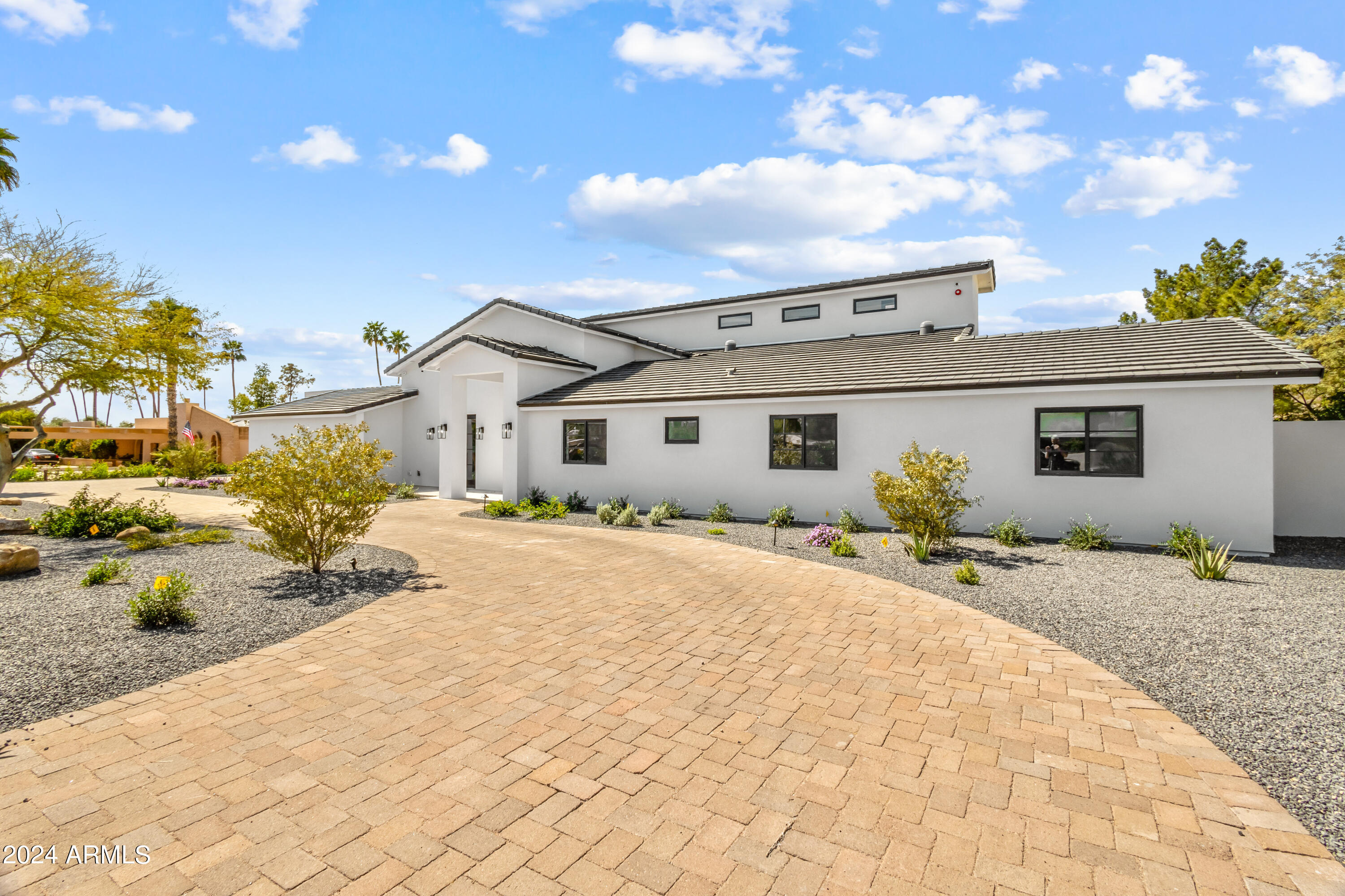 CAMELBACK CLUB ESTATES - Residential
