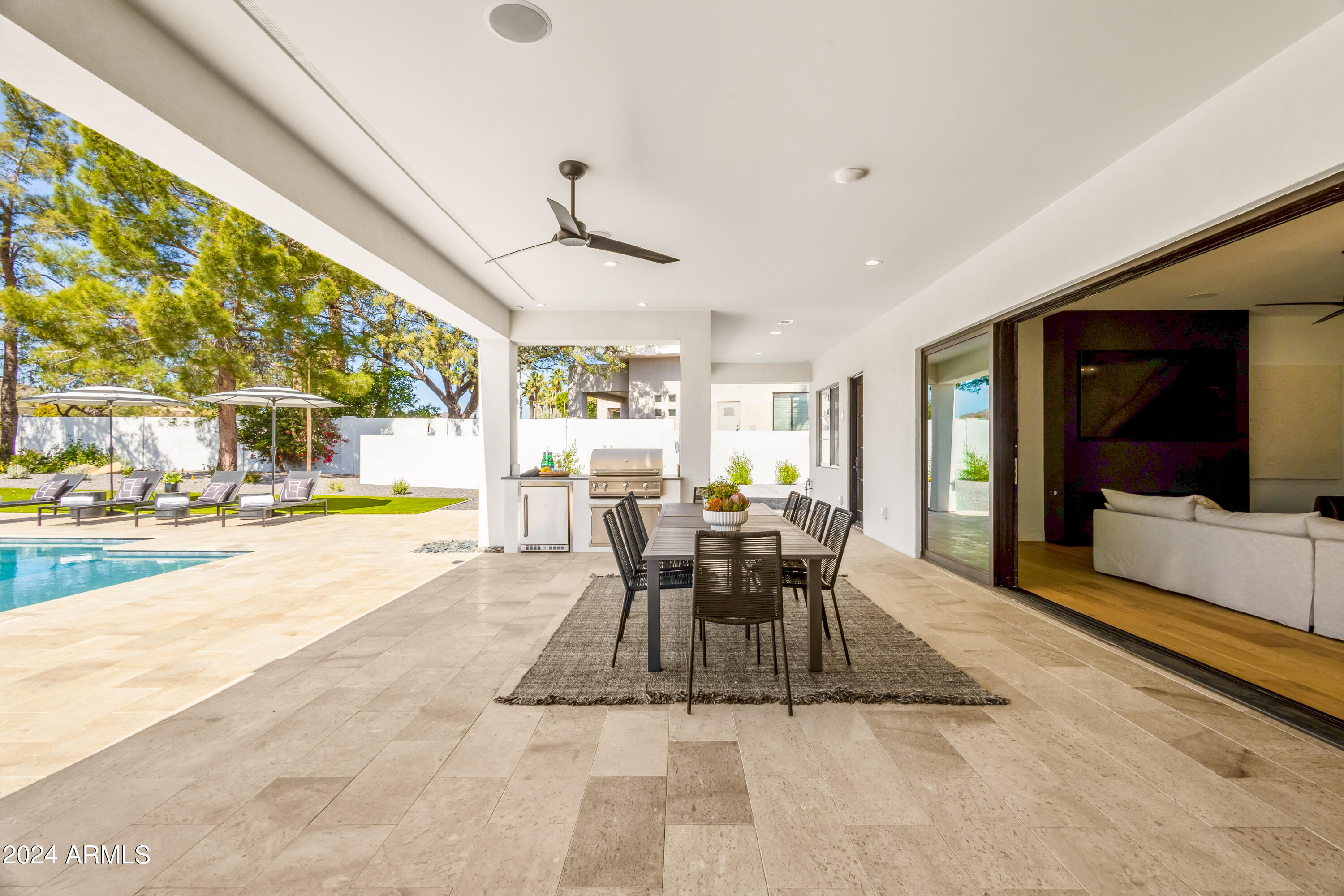 CAMELBACK CLUB ESTATES - Residential