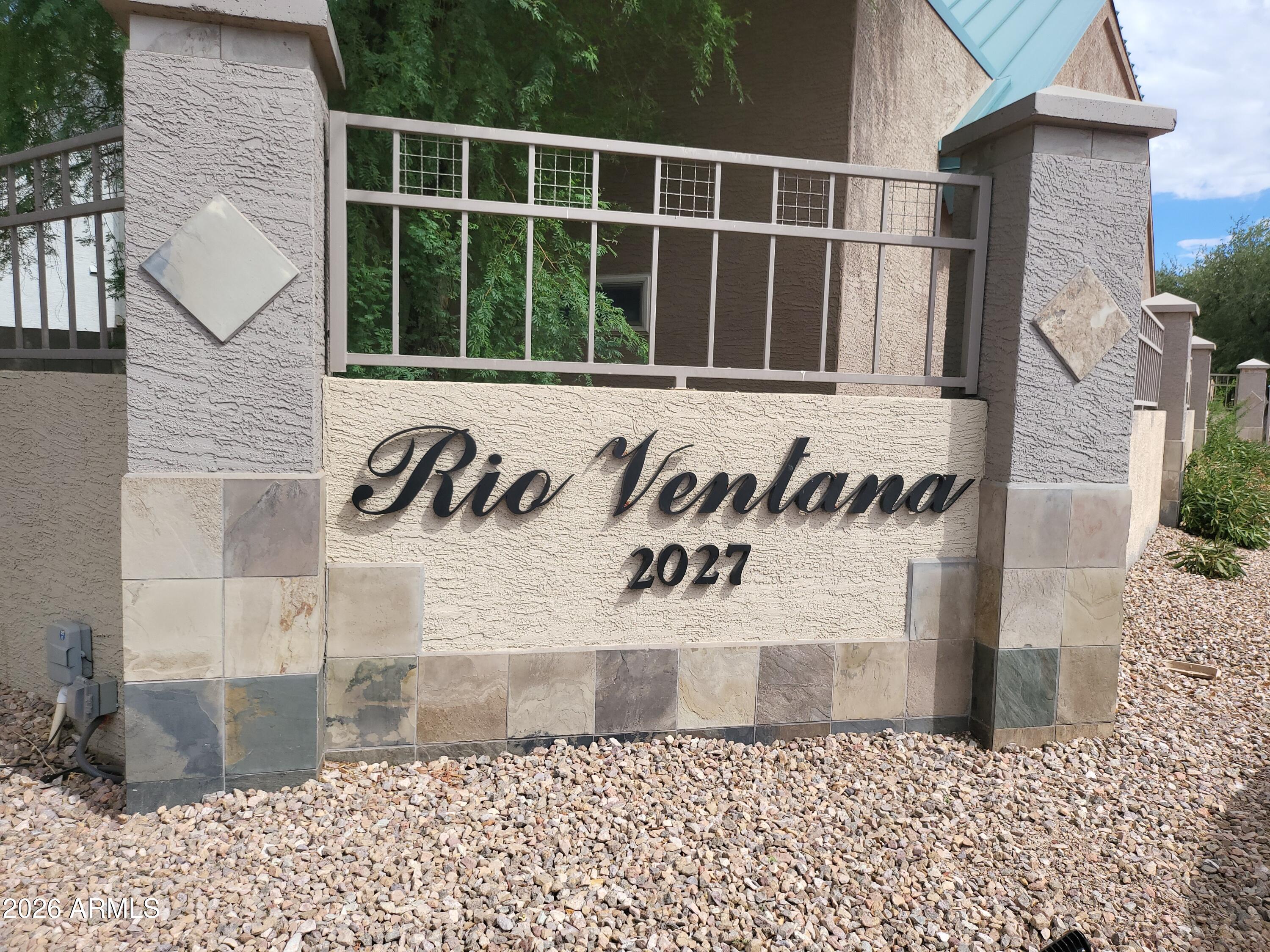 RIO VENTANA TOWNHOMES - Residential