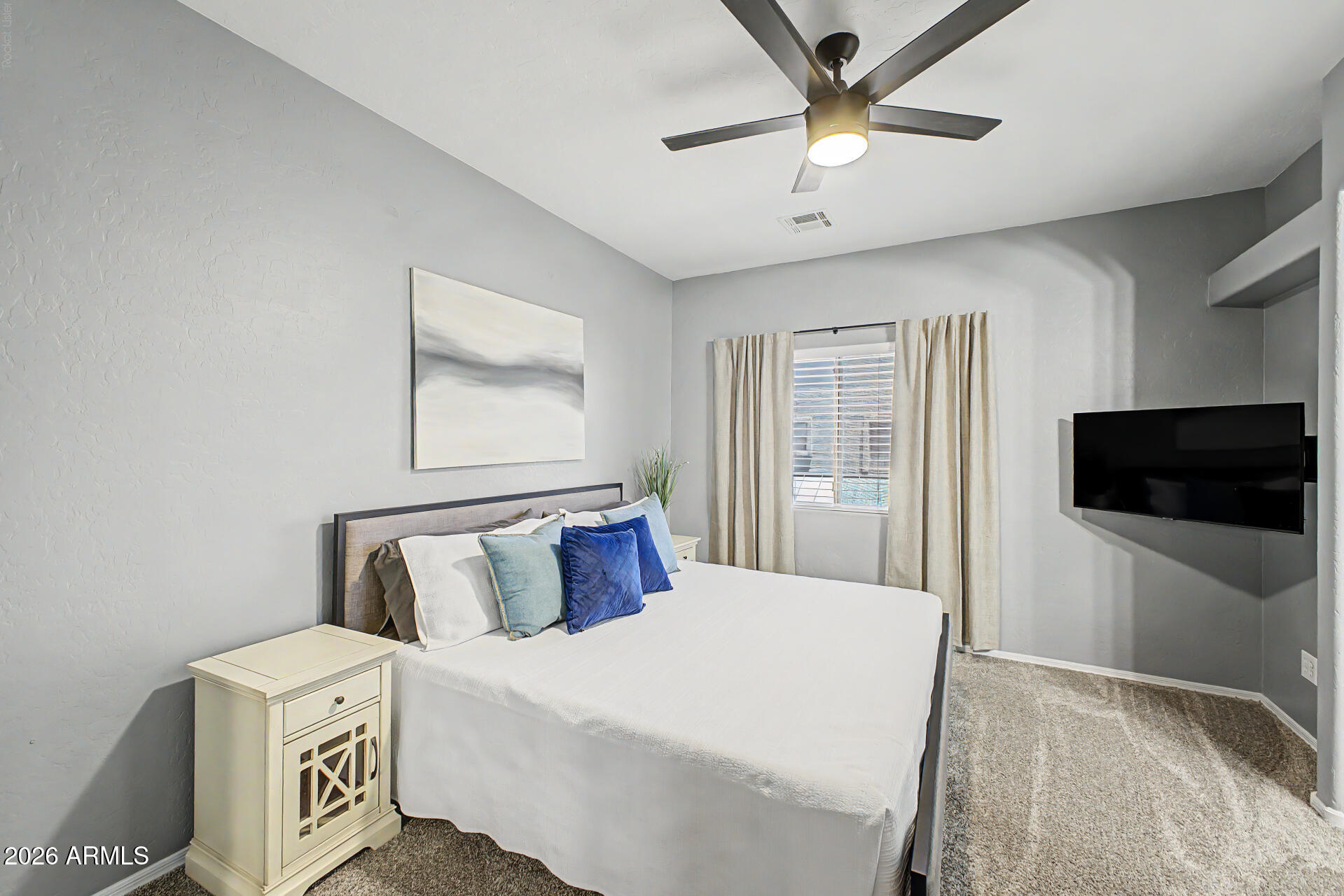 RIO VENTANA TOWNHOMES - Residential