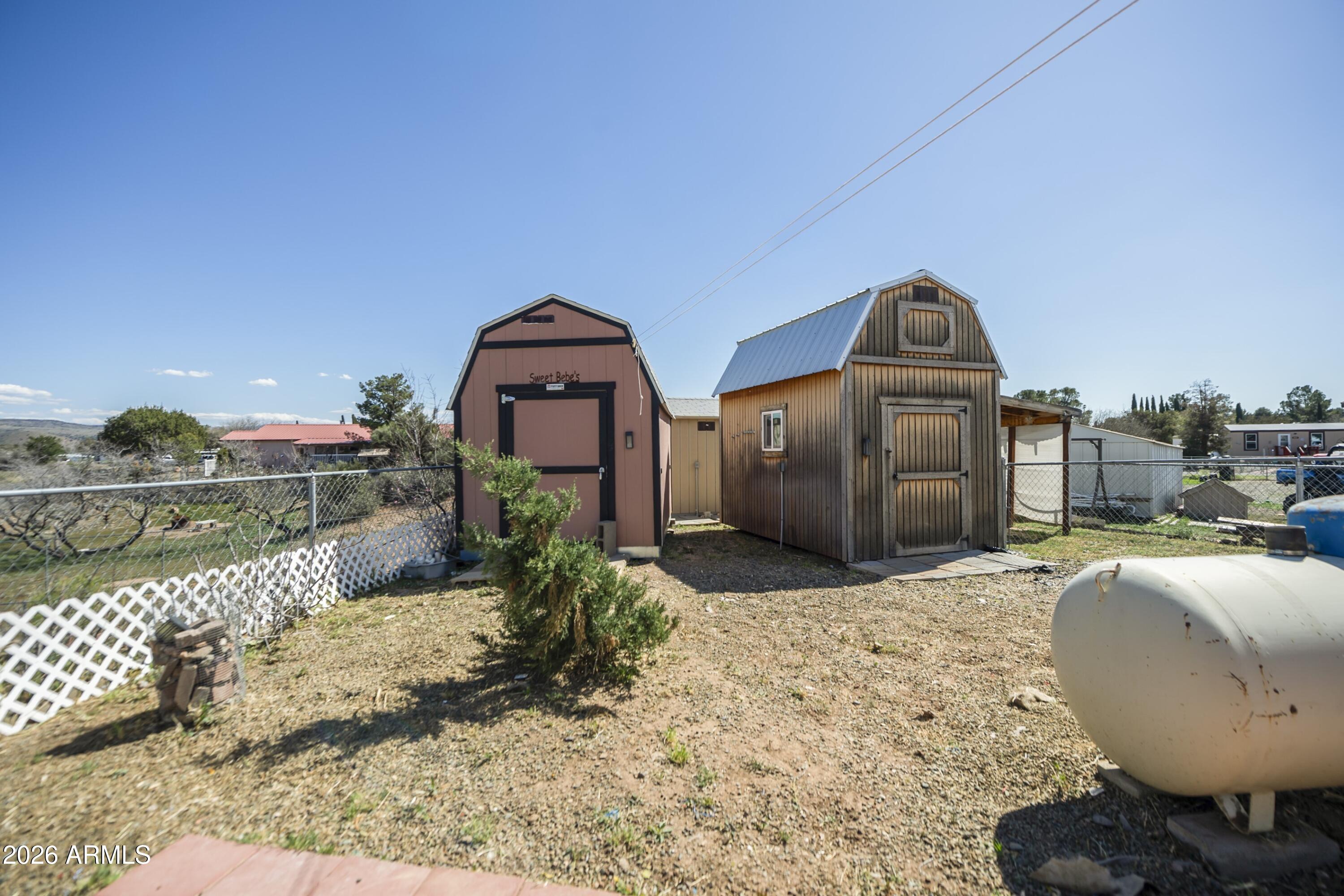 CORDES LAKES - Residential