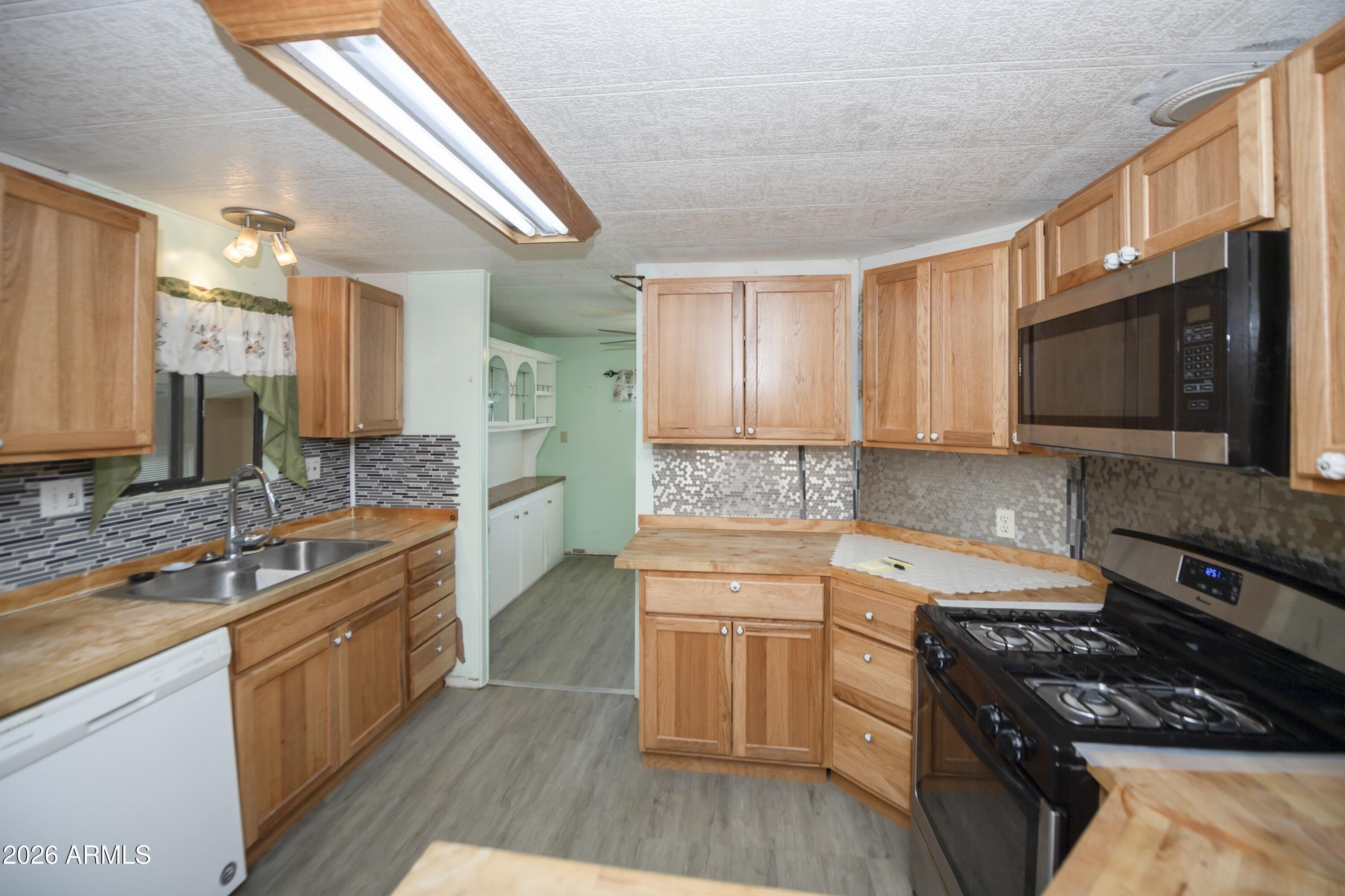 CORDES LAKES - Residential