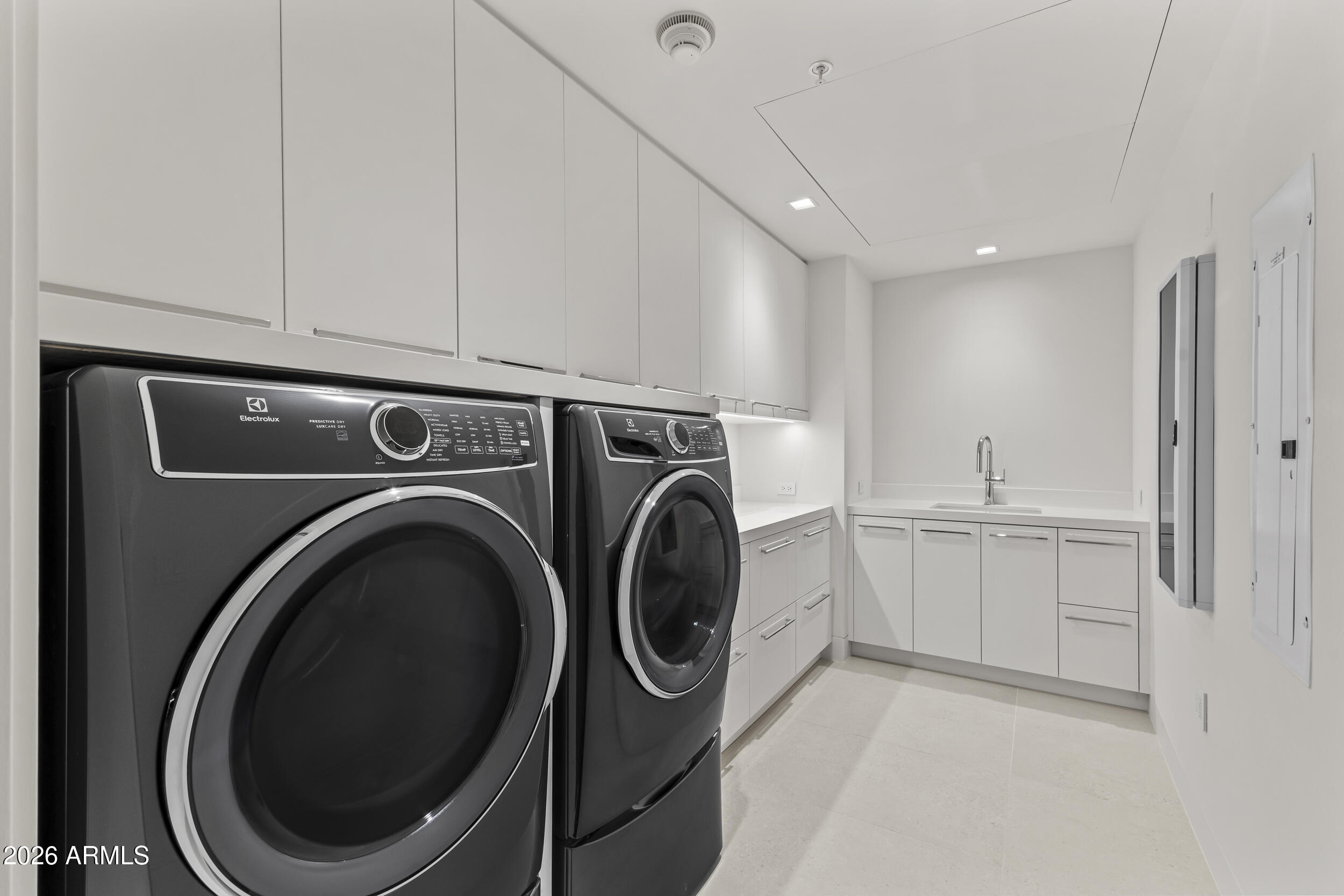 7000 EAST LINCOLN VILLAS CONDOMINIUM 1 - Residential