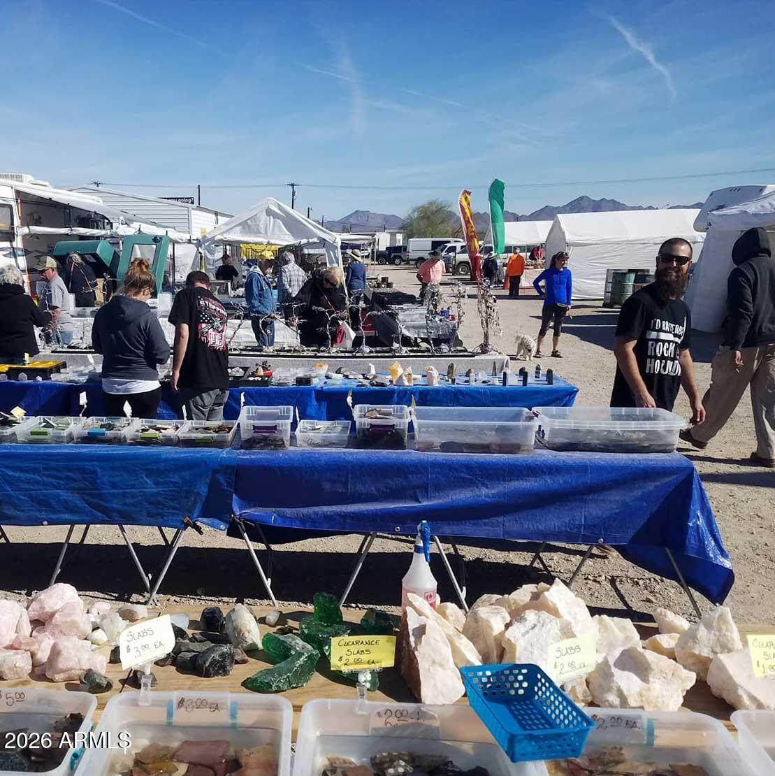 DESERT GARDEN - Commercial Sale