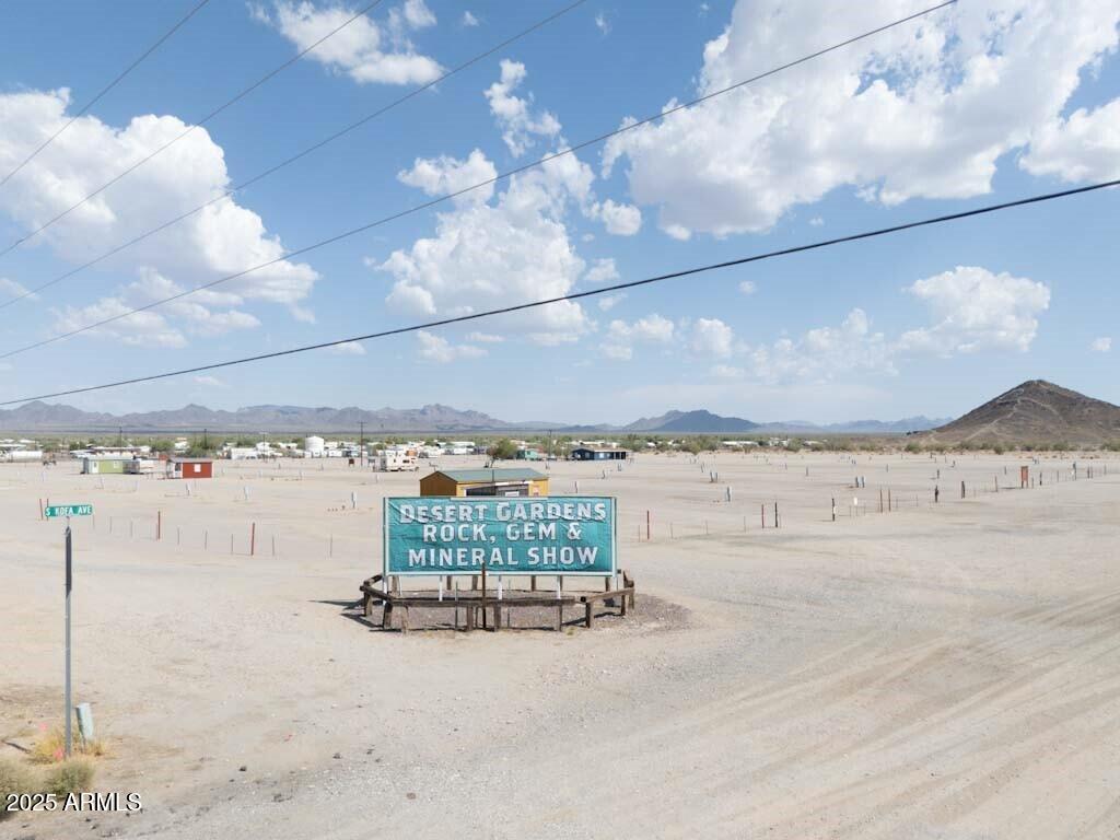 DESERT GARDEN - Commercial Sale