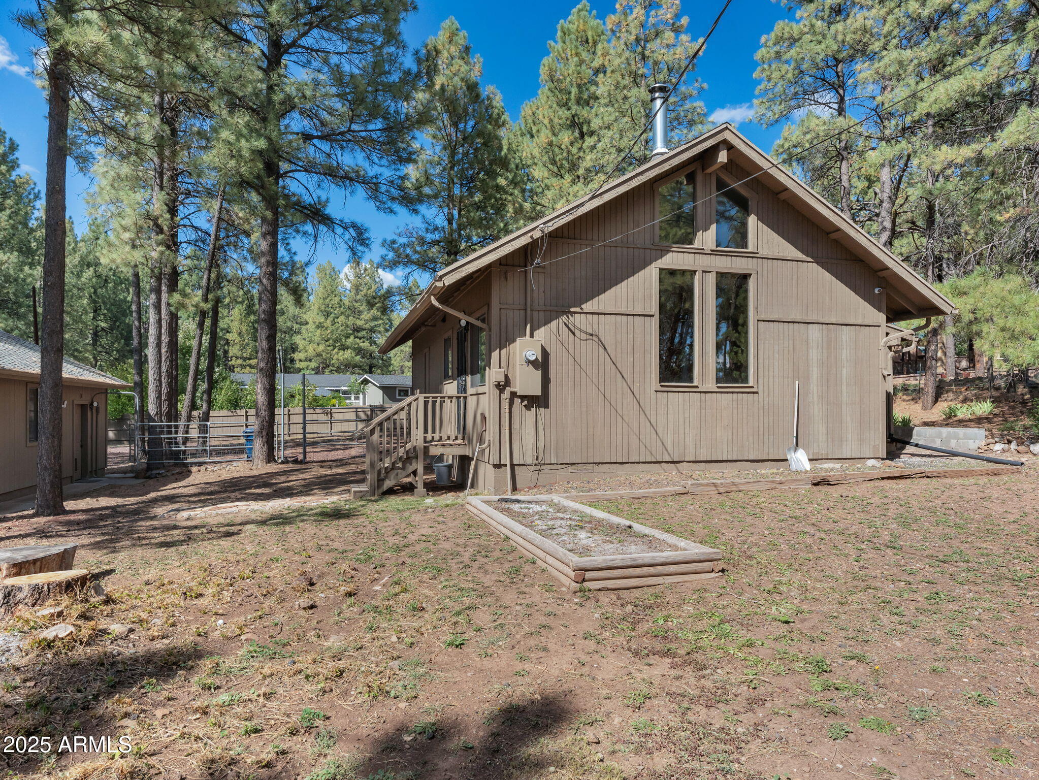 NORTH LODGE - Residential