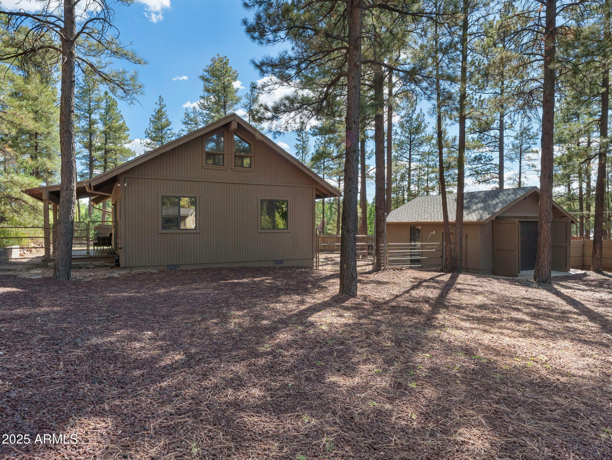 NORTH LODGE - Residential