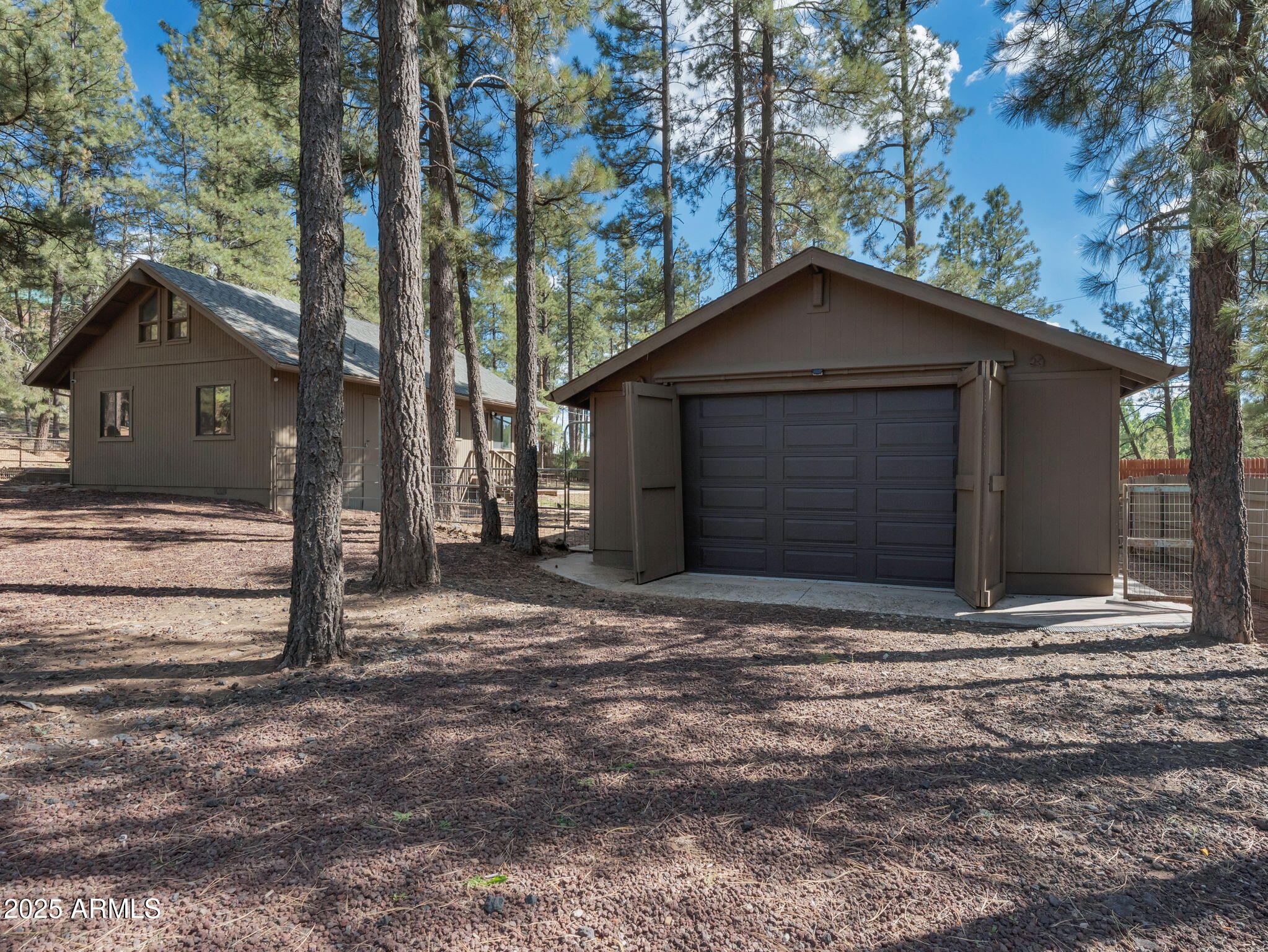 NORTH LODGE - Residential