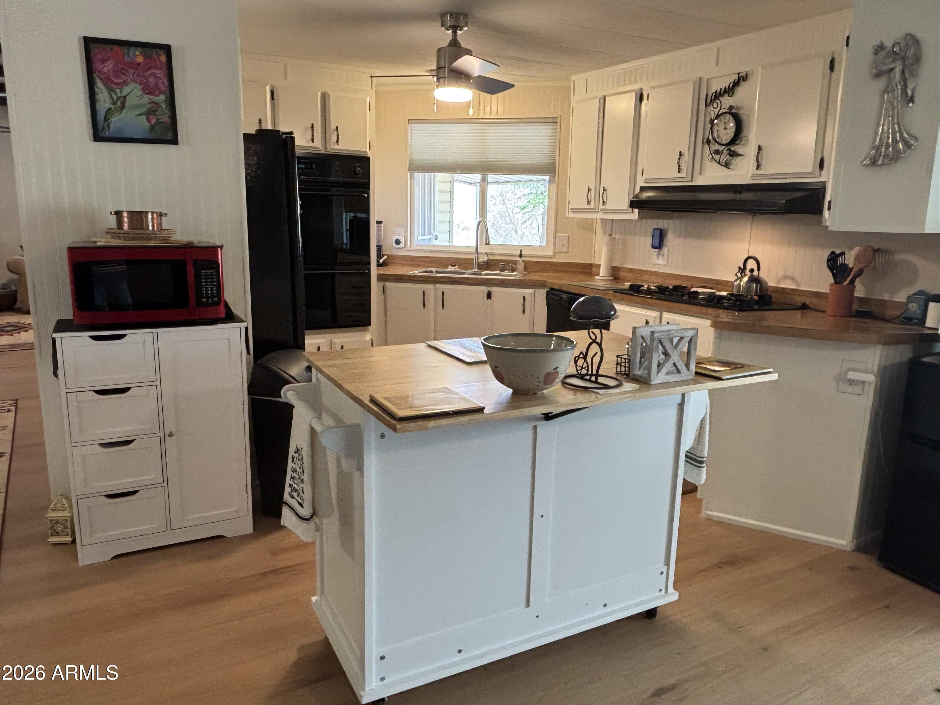 BLACK CANYON ESTATES UNIT 1 - Residential