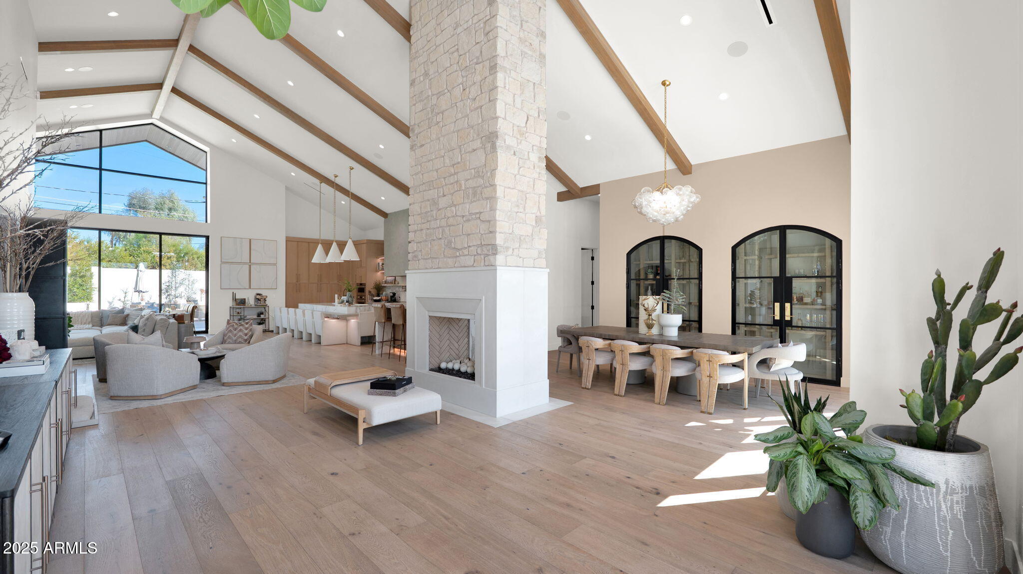 LA MAZA VILLA 1 - Residential