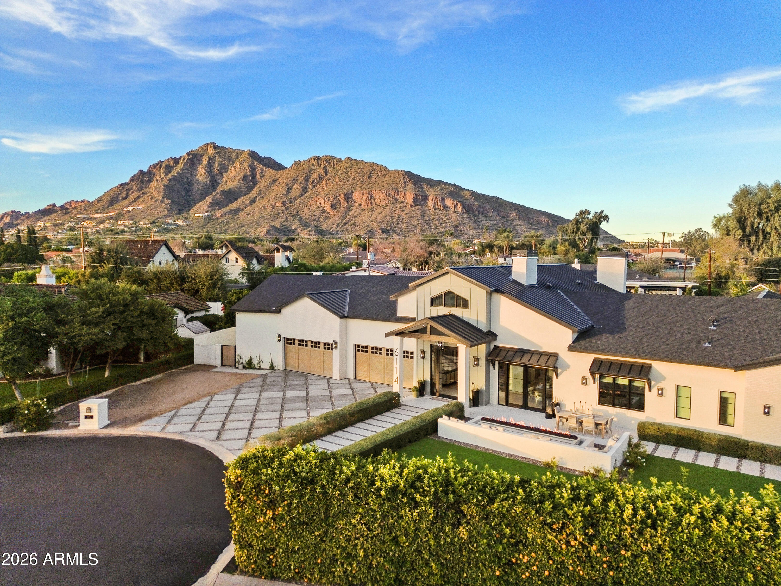 LA MAZA VILLA 1 - Residential