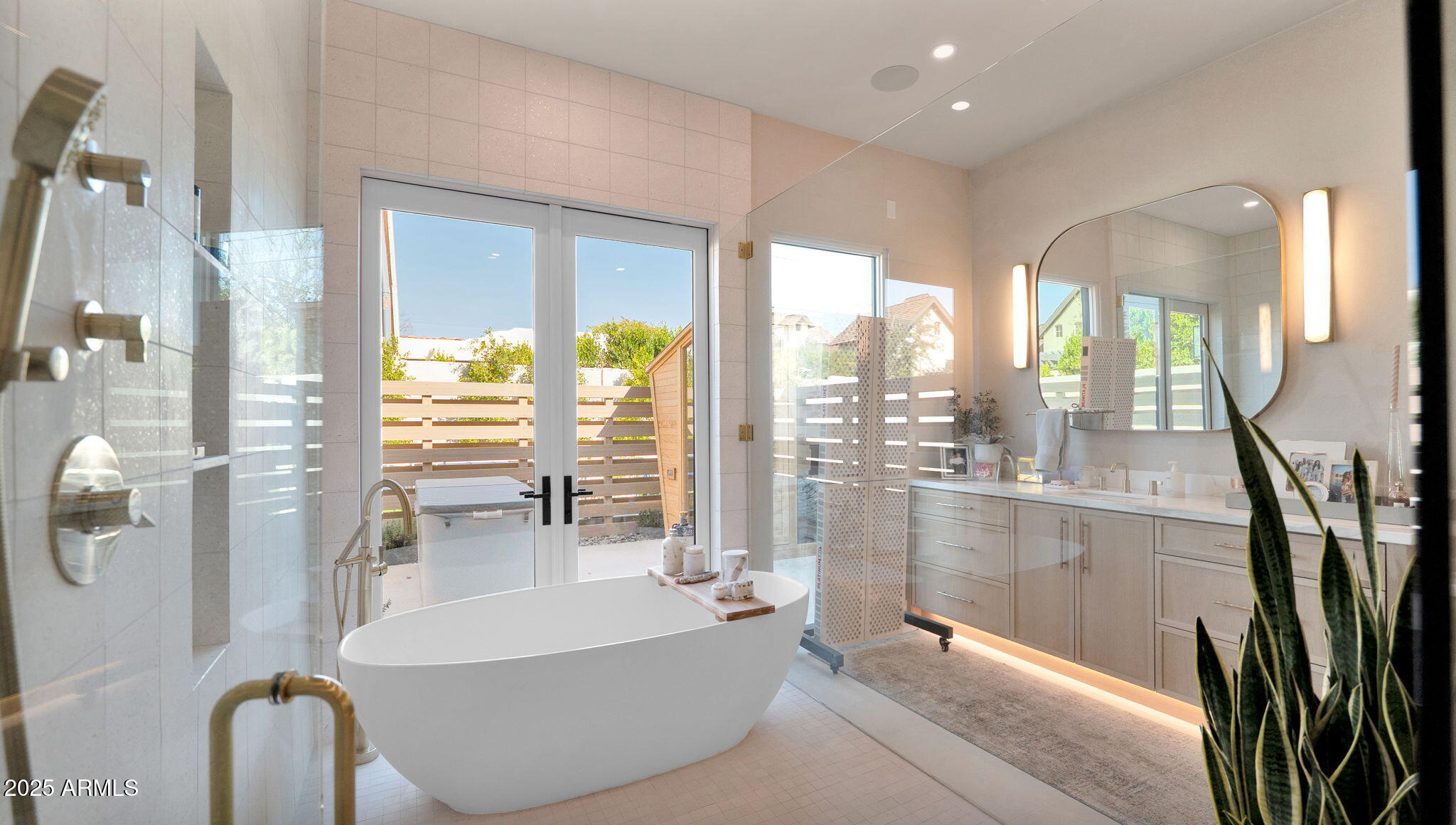 LA MAZA VILLA 1 - Residential