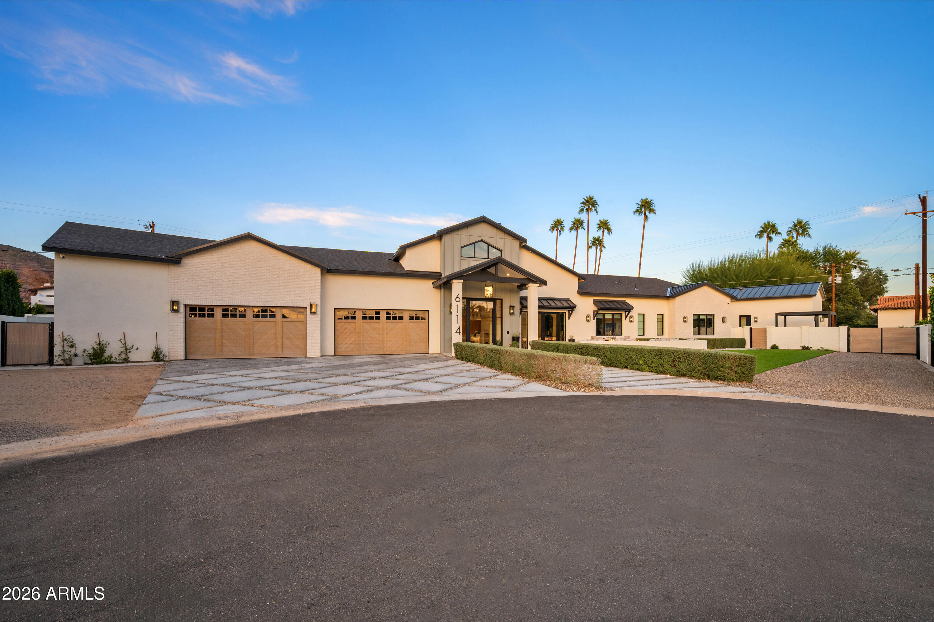 LA MAZA VILLA 1 - Residential