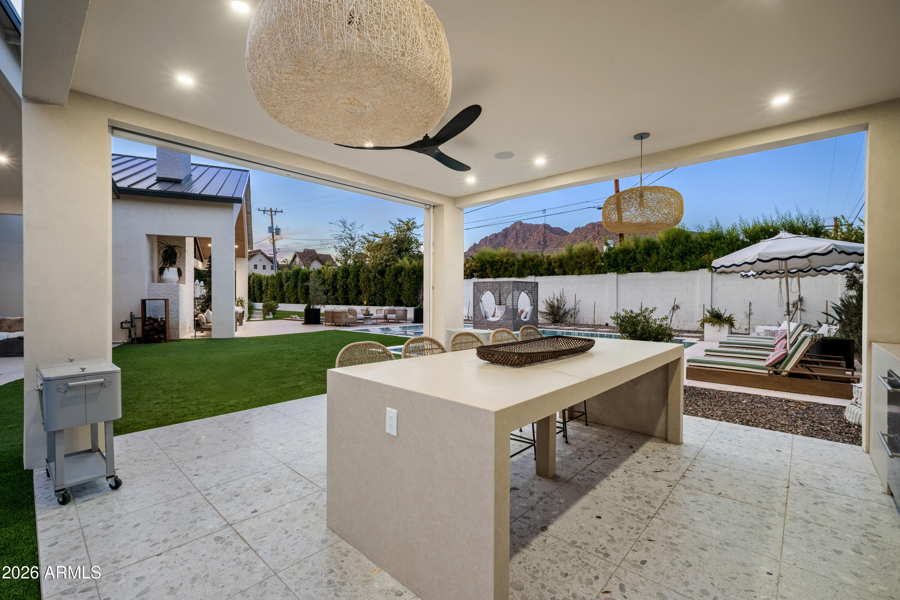 LA MAZA VILLA 1 - Residential