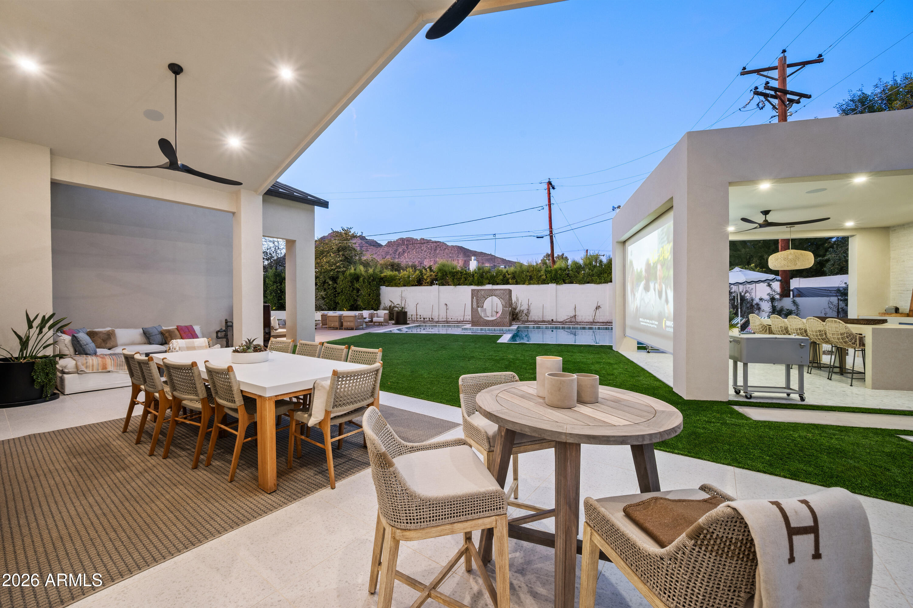 LA MAZA VILLA 1 - Residential