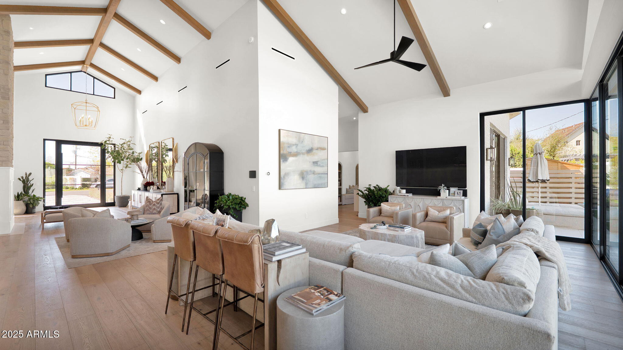 LA MAZA VILLA 1 - Residential
