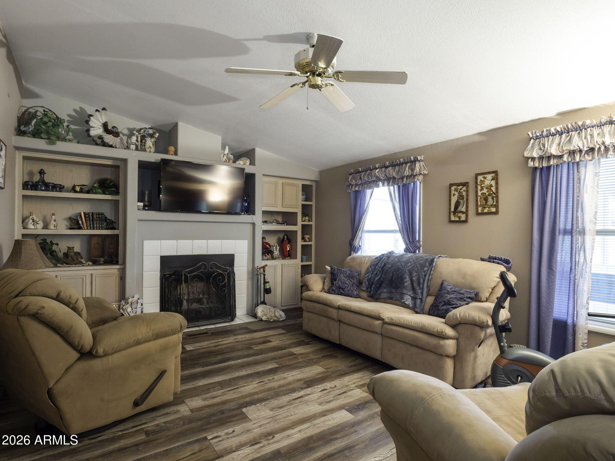 Under Five Acreas - Residential
