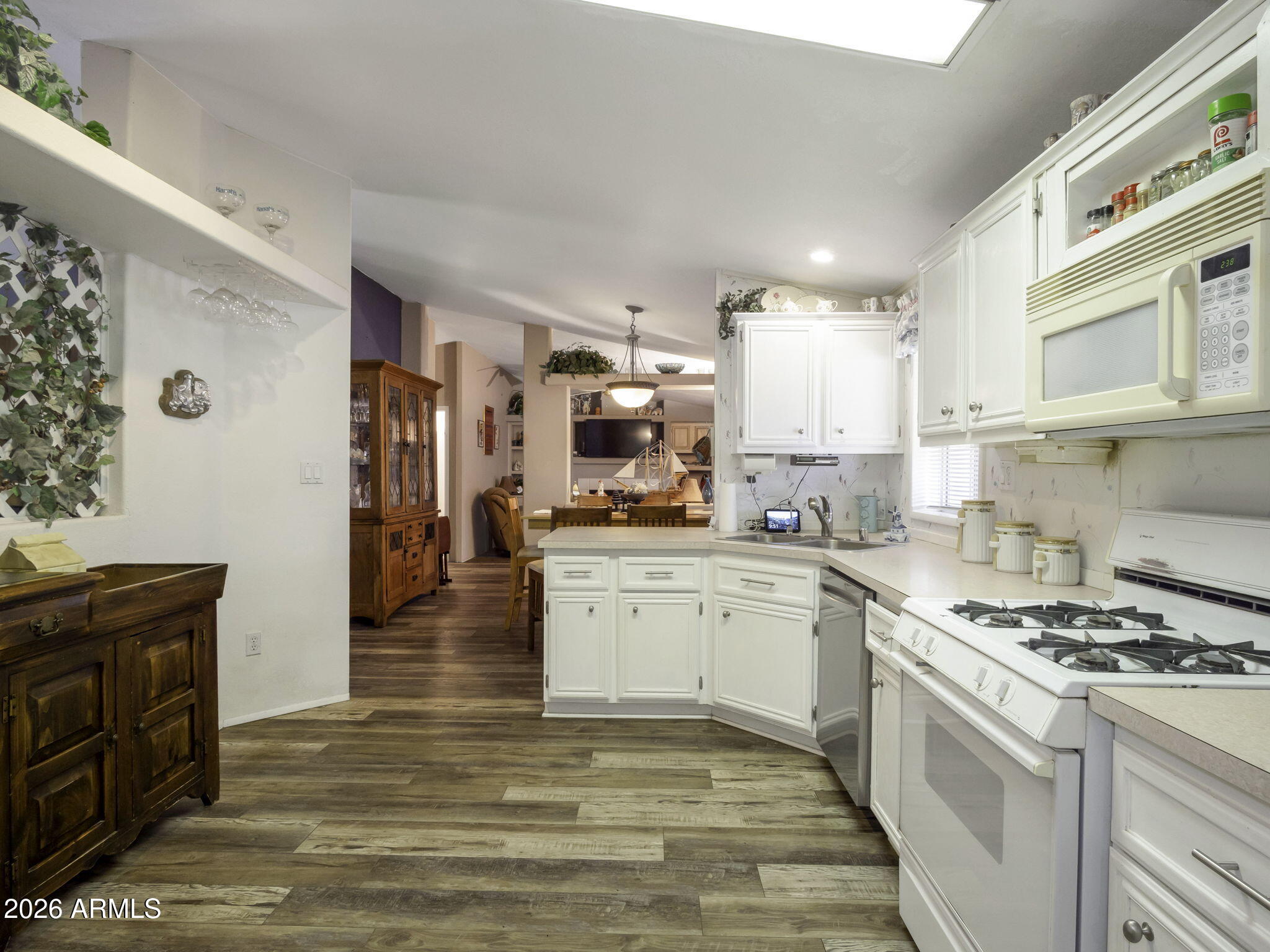 Under Five Acreas - Residential