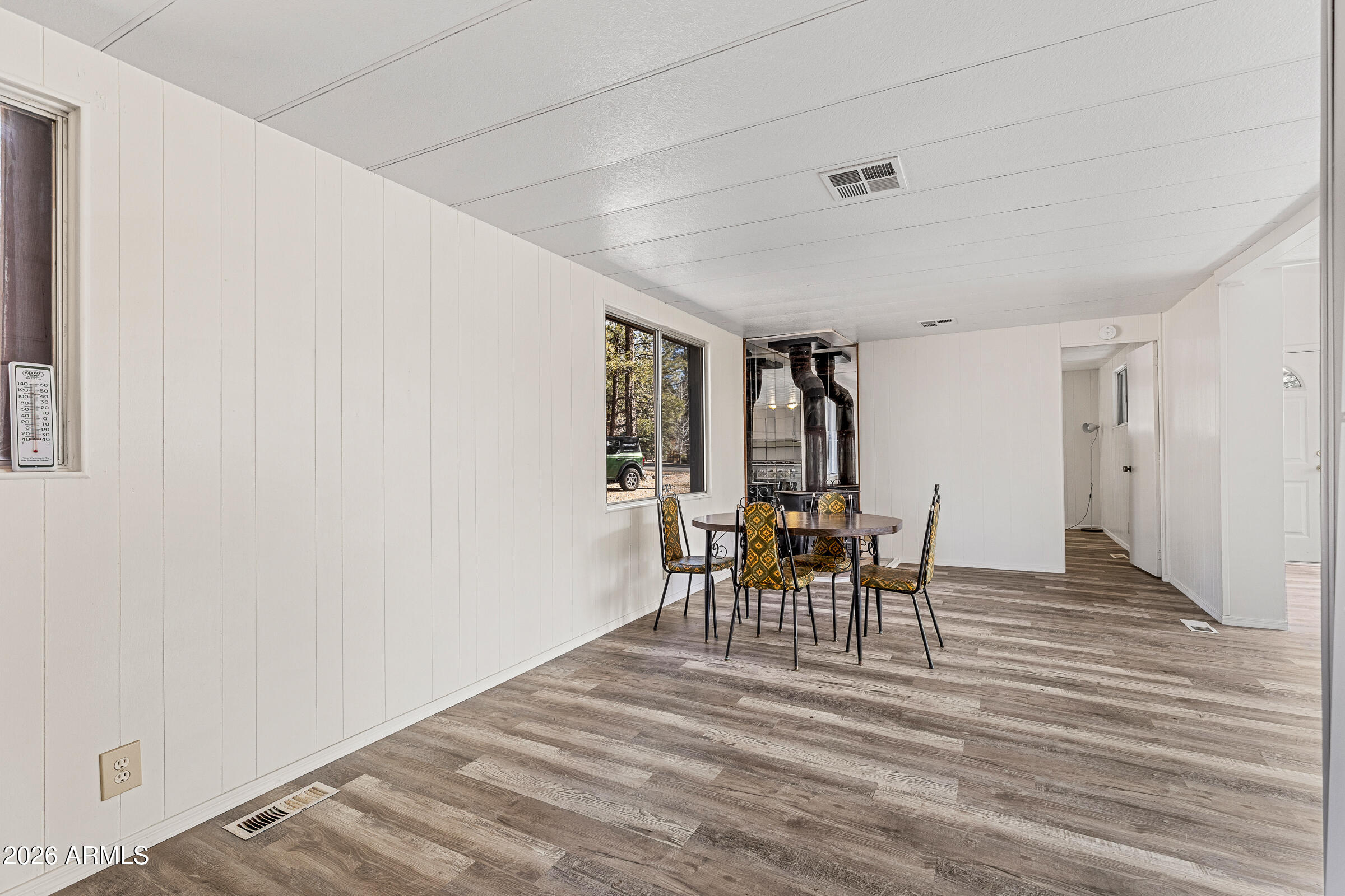 PINEWOOD 2 - Residential