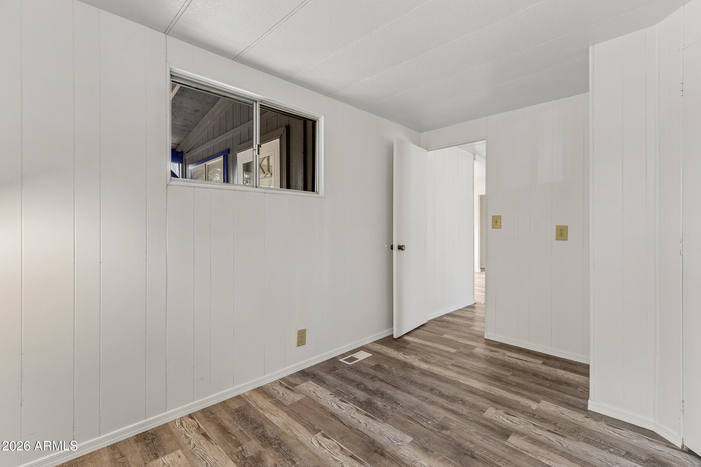 PINEWOOD 2 - Residential