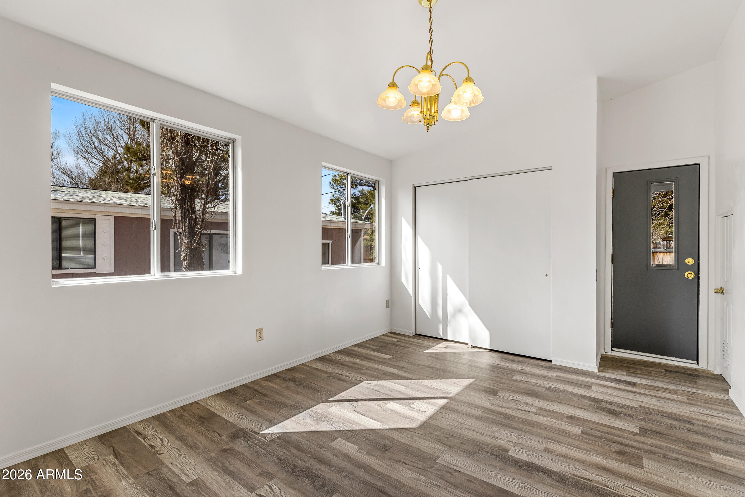 PINEWOOD 2 - Residential