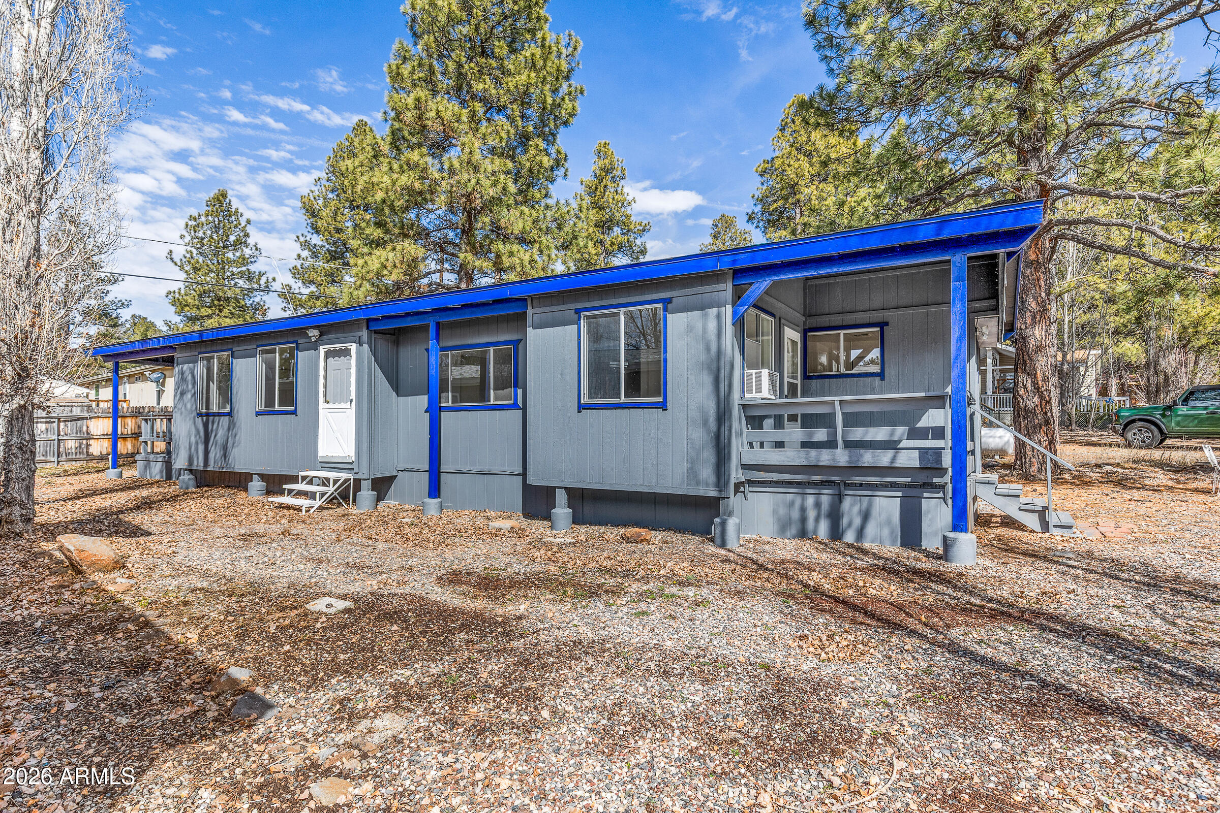 PINEWOOD 2 - Residential