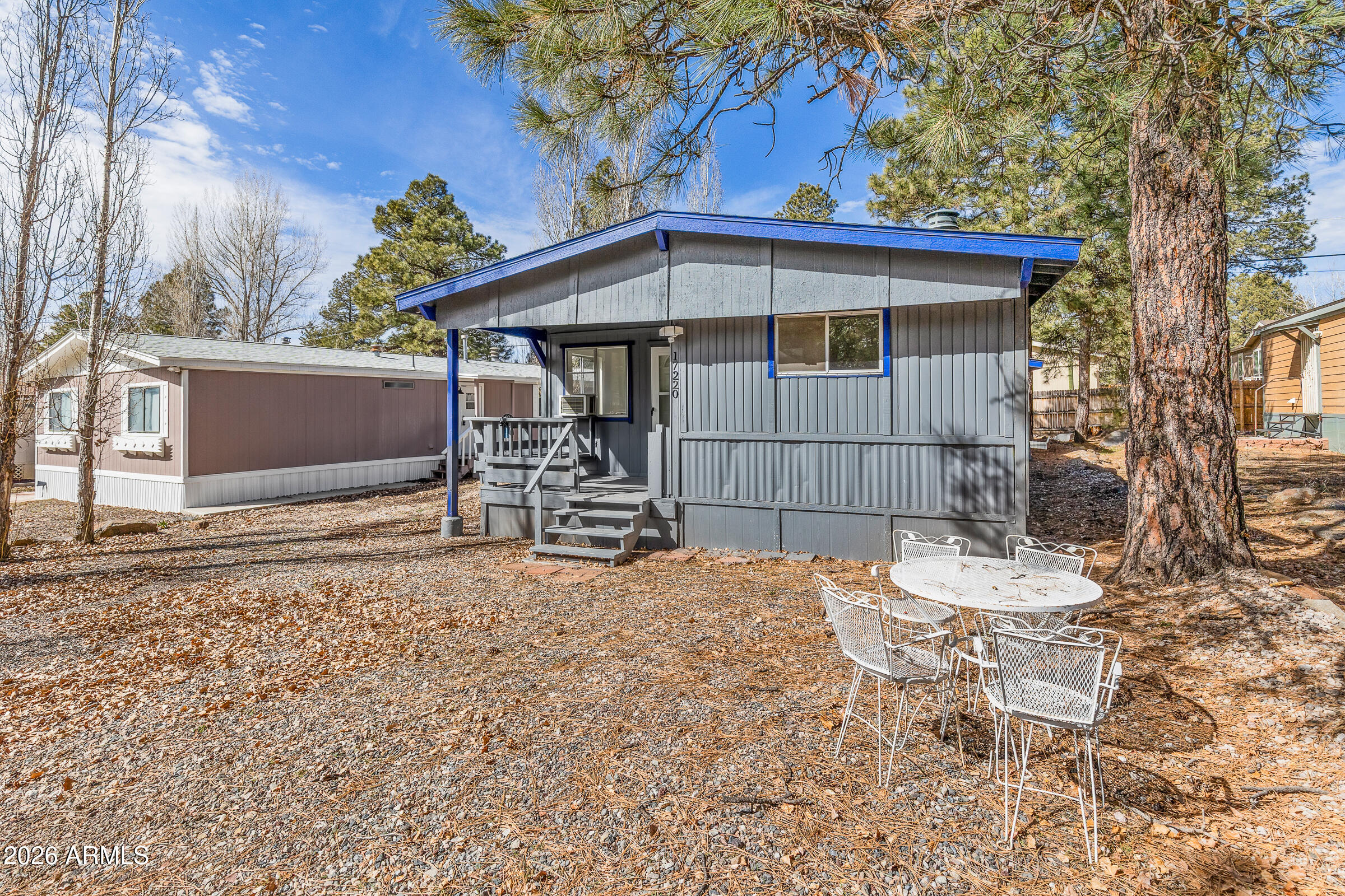 PINEWOOD 2 - Residential