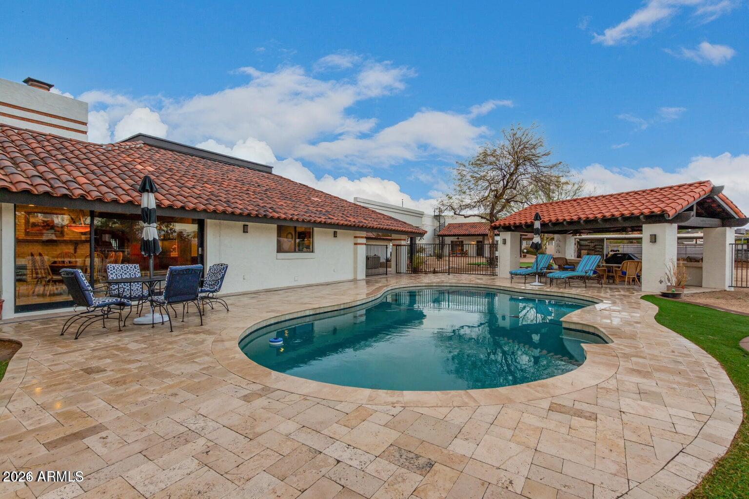 SADDLEBACK HILLS - Residential