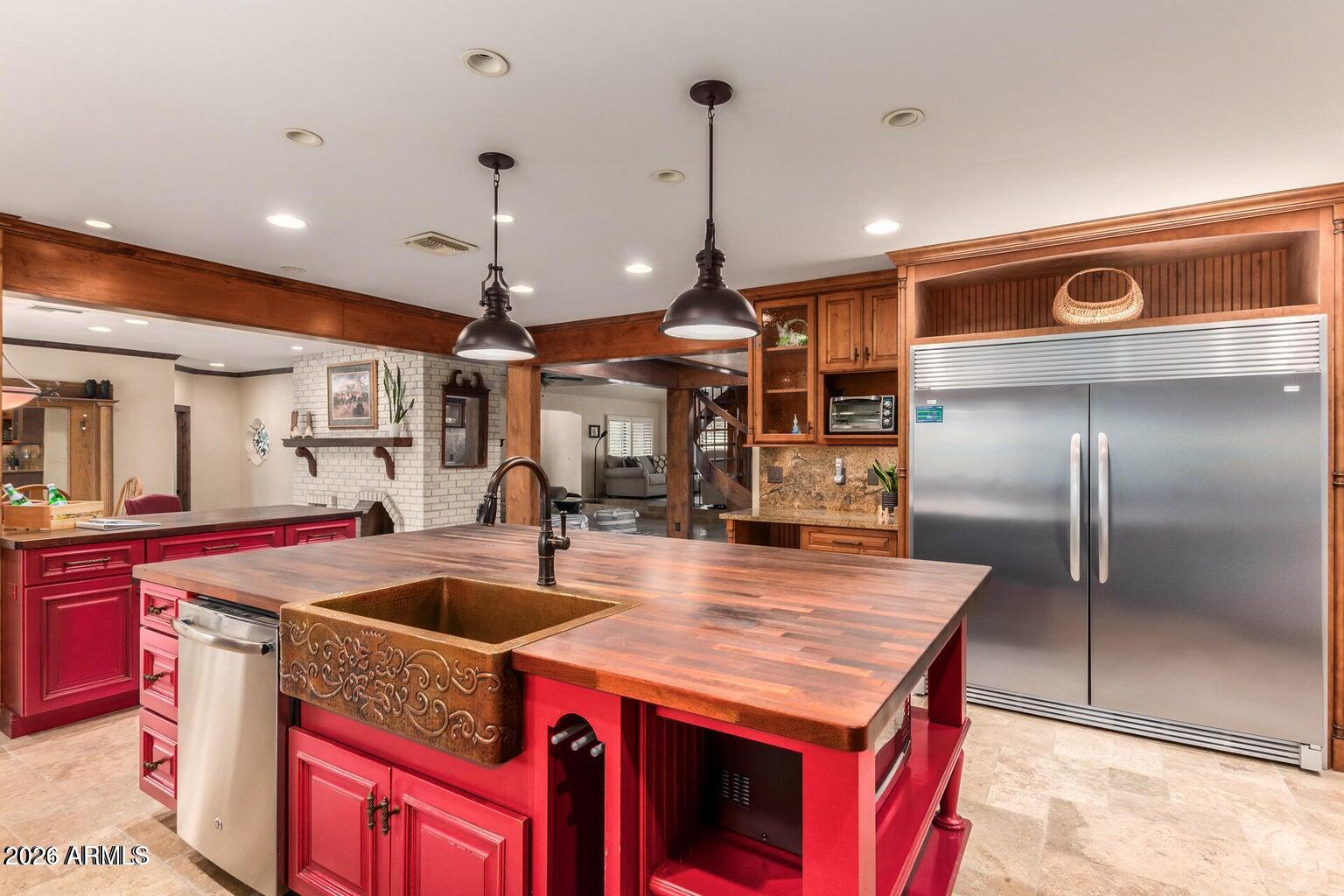SADDLEBACK HILLS - Residential