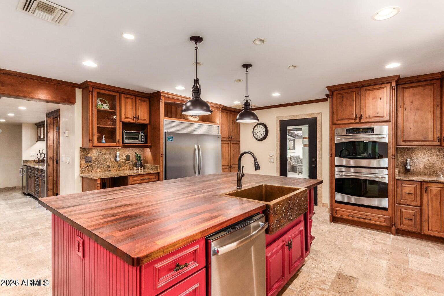 SADDLEBACK HILLS - Residential