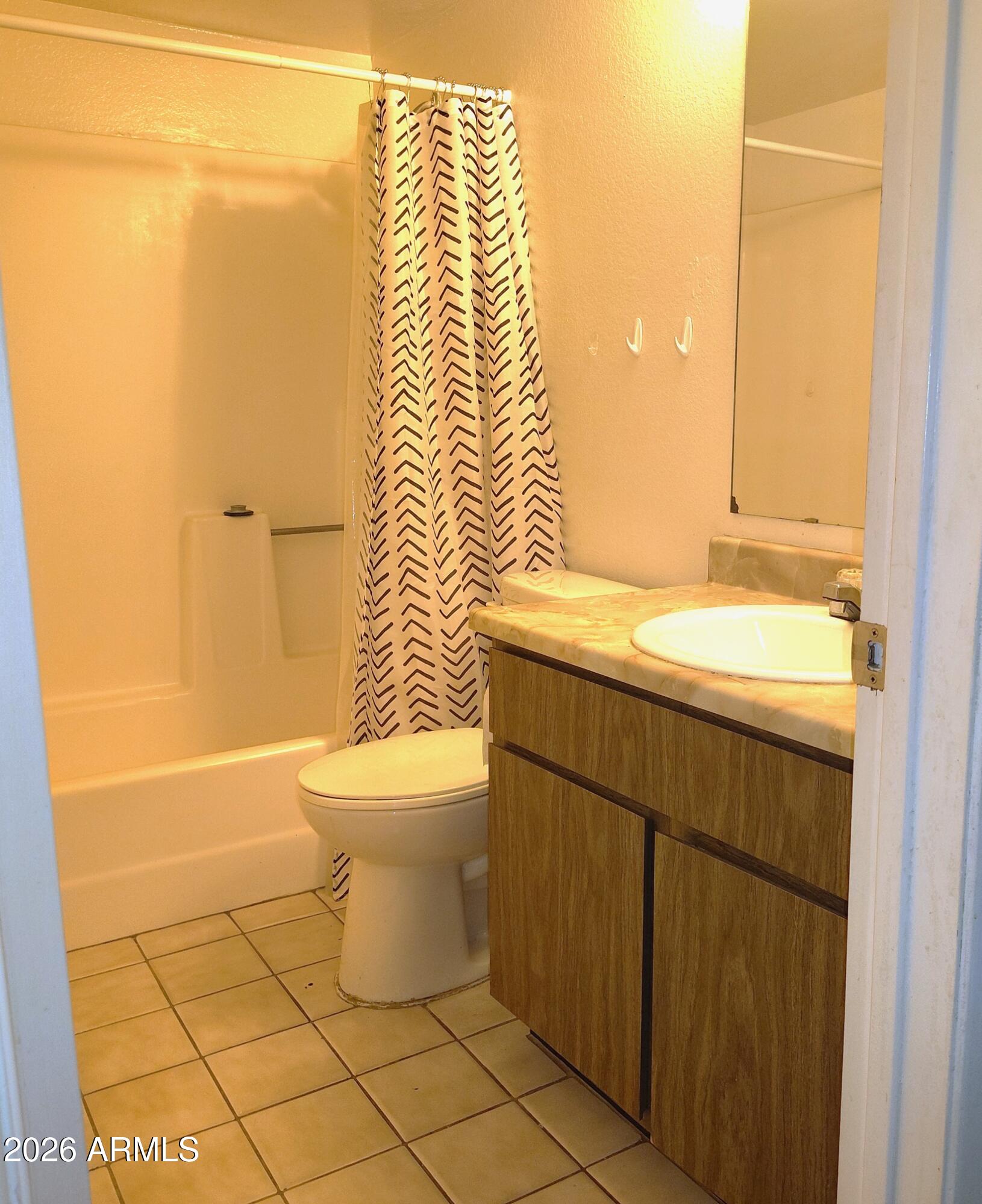 MARYLAND MANOR CONDOS PHASE 2 - Residential