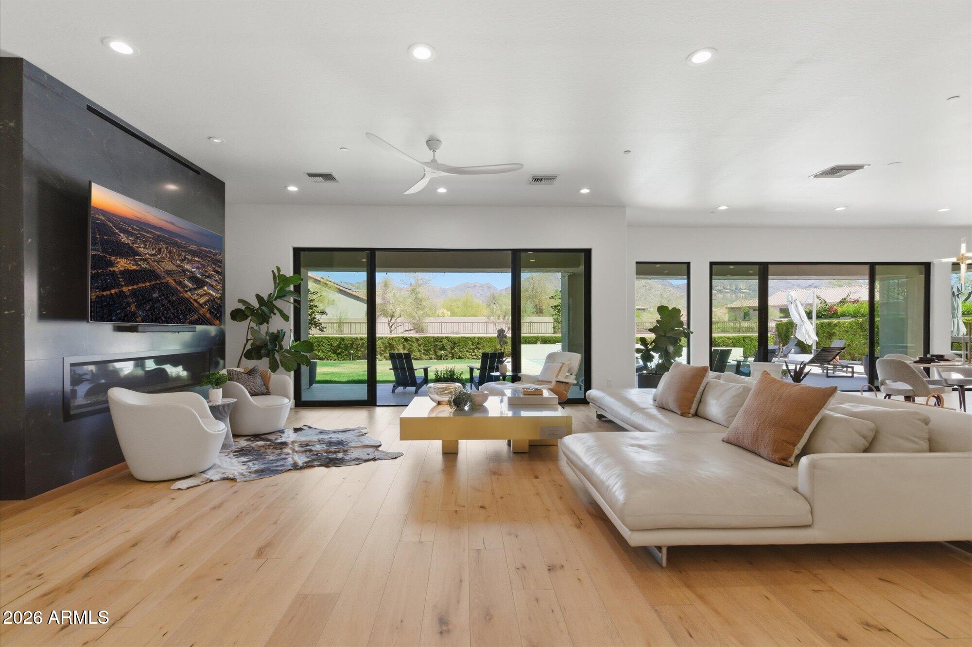 WINDGATE RANCH - Residential