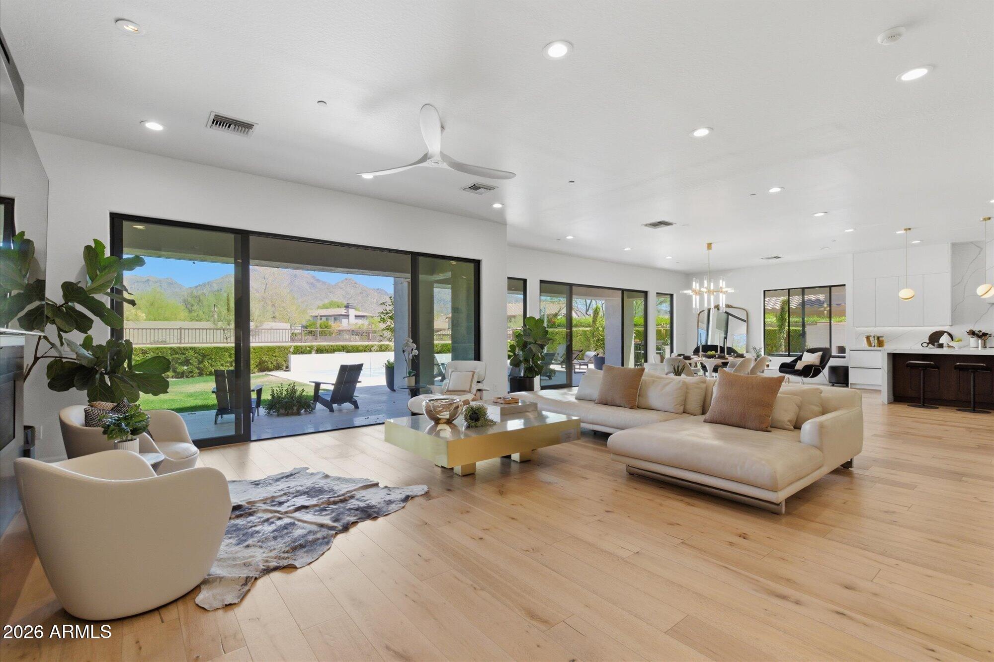 WINDGATE RANCH - Residential