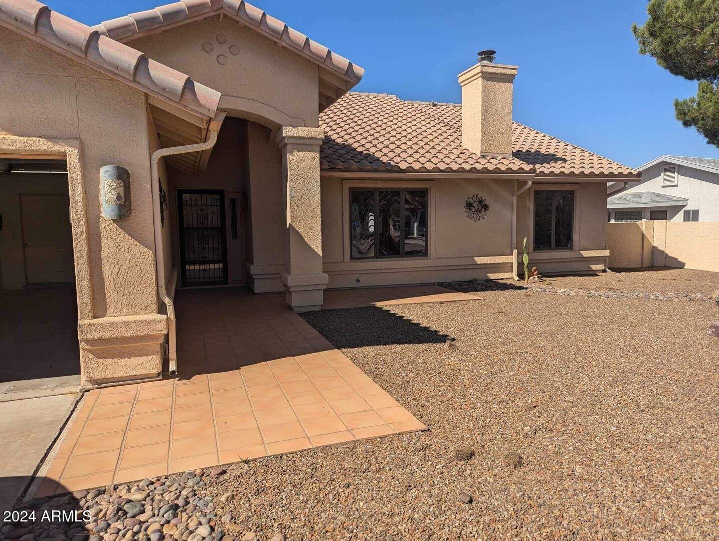 Large 3 bedroom home with a 3 car garage.  Located in PDS Country Club on a bigger lot with plenty of space. Brand new AC, fresh paint and new carpet. Available NOW!