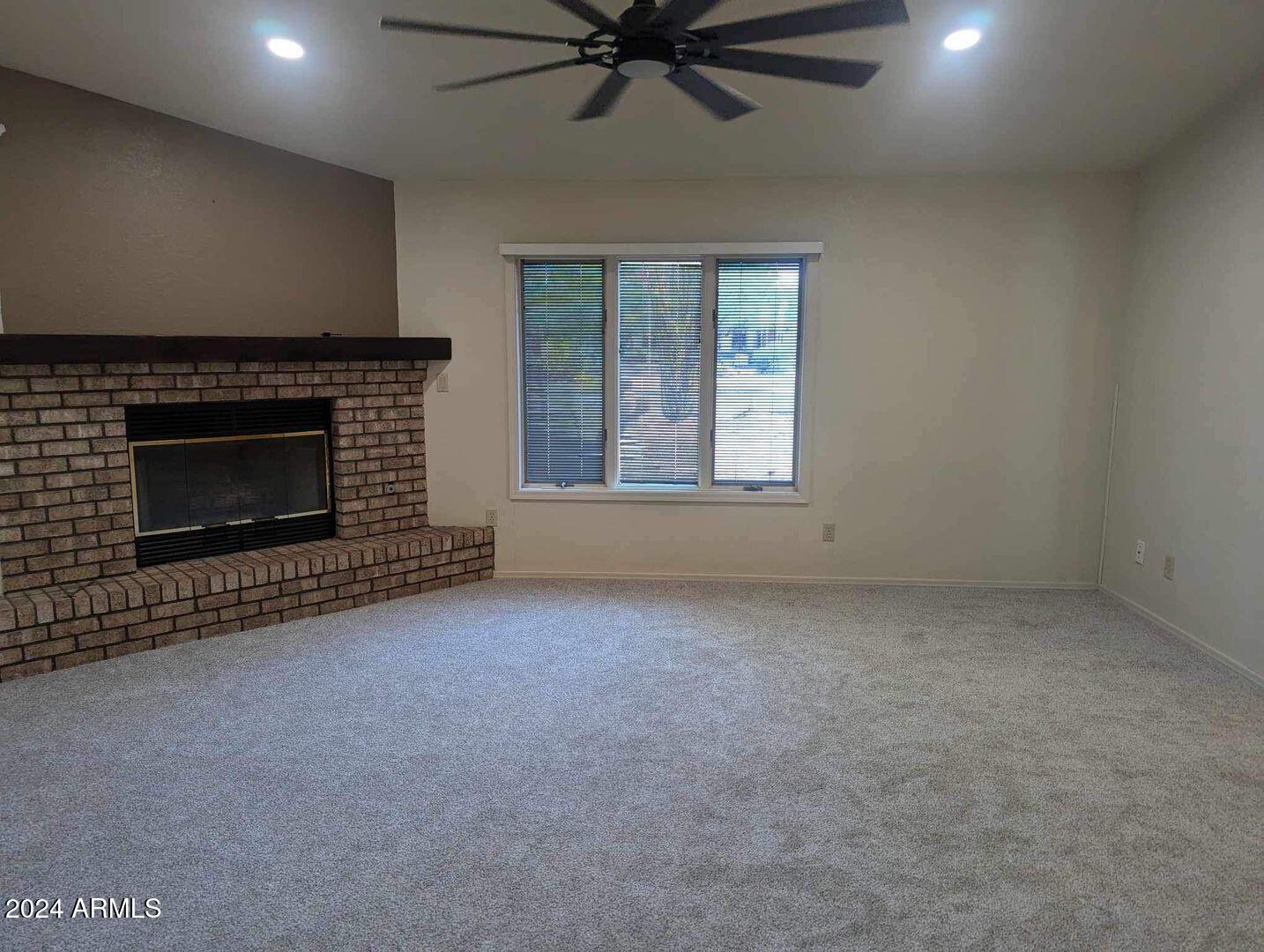 TRACT 111 PDS Country Club - Residential Lease