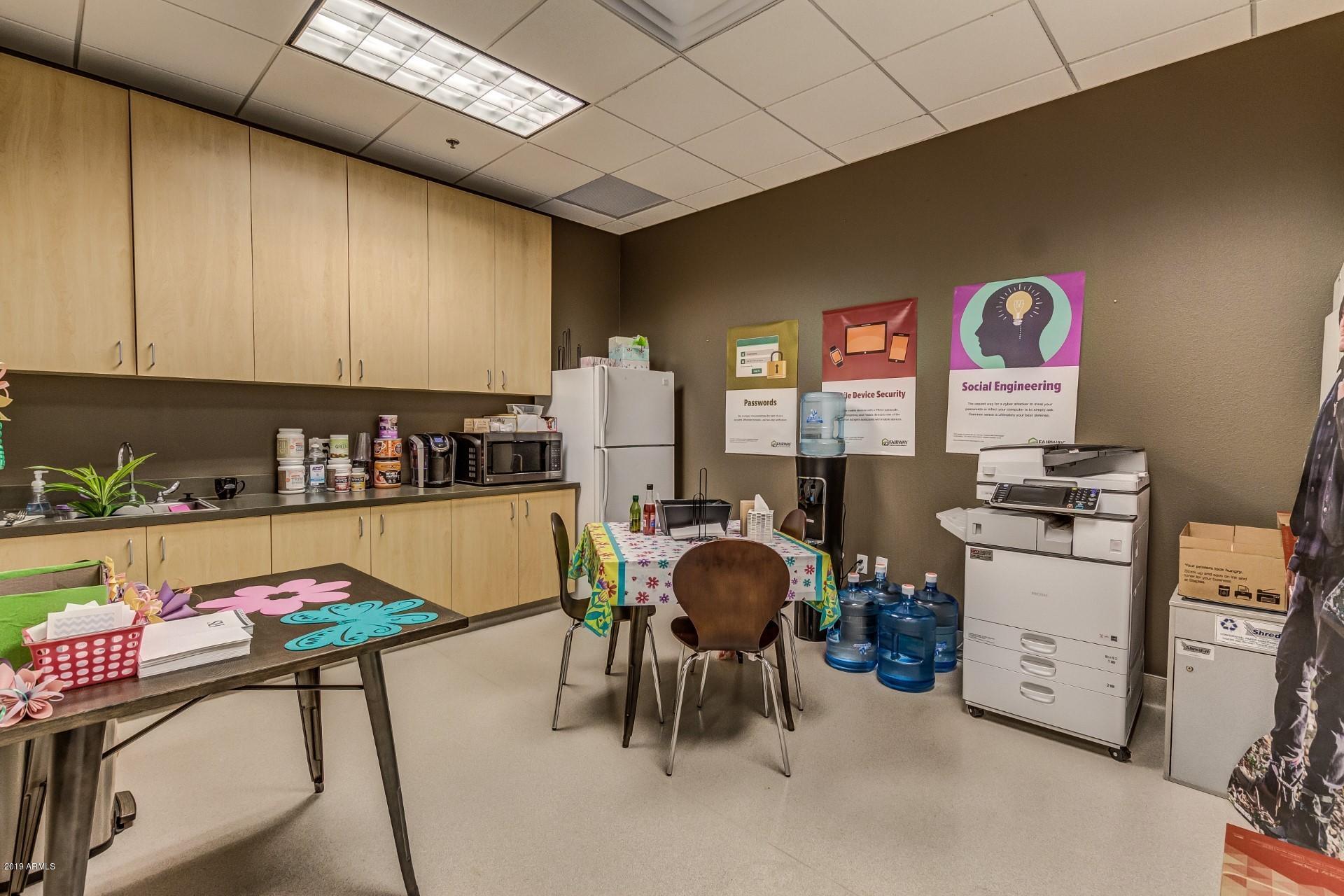 VAL VISTA GATEWAY OFFICE PARK BLDG B CONDOMINIUMS - Commercial Sale