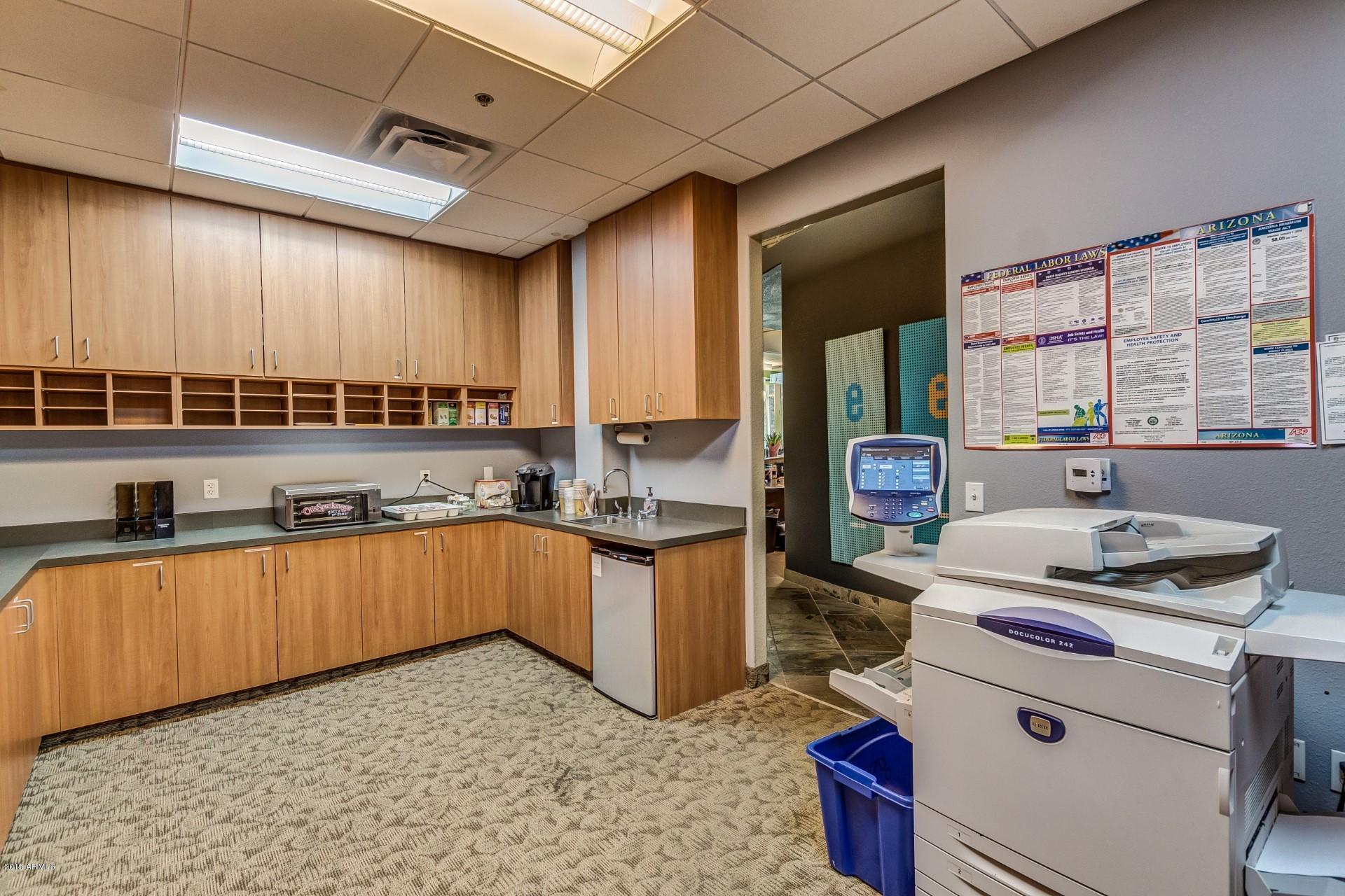 VAL VISTA GATEWAY OFFICE PARK BLDG B CONDOMINIUMS - Commercial Sale