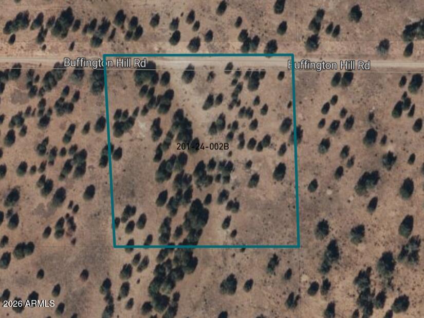 Dreaming of space, freedom & self-reliance? This Az parcel near Holbrook offers the perfect off-grid escape. Build your prepper retreat, seasonal
snowbird hideaway, or sustainable homestead surrounded by endless skies & panoramic views. Accessible from I-40 yet tucked far enough away for
true peace and privacy. Ideal for solar setups, RV living, or future cabin plans. Located close to the Painted Desert / Little Colorado Plateau area, known
for its high desert terrain, open plains, and off-grid parcels. No HOA, no city noise -- just wide-op