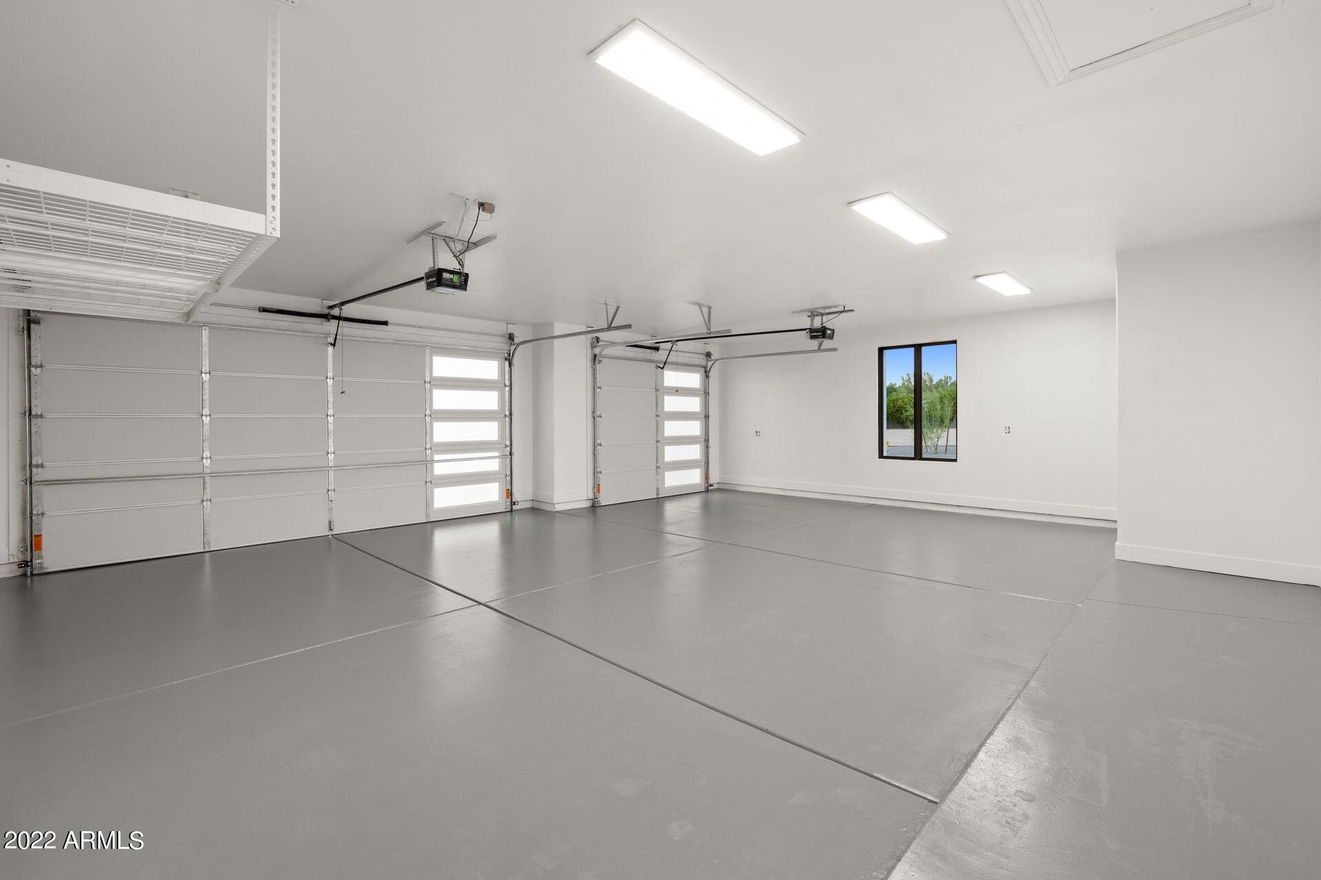 THUNDERBIRD EAST 3 - Residential