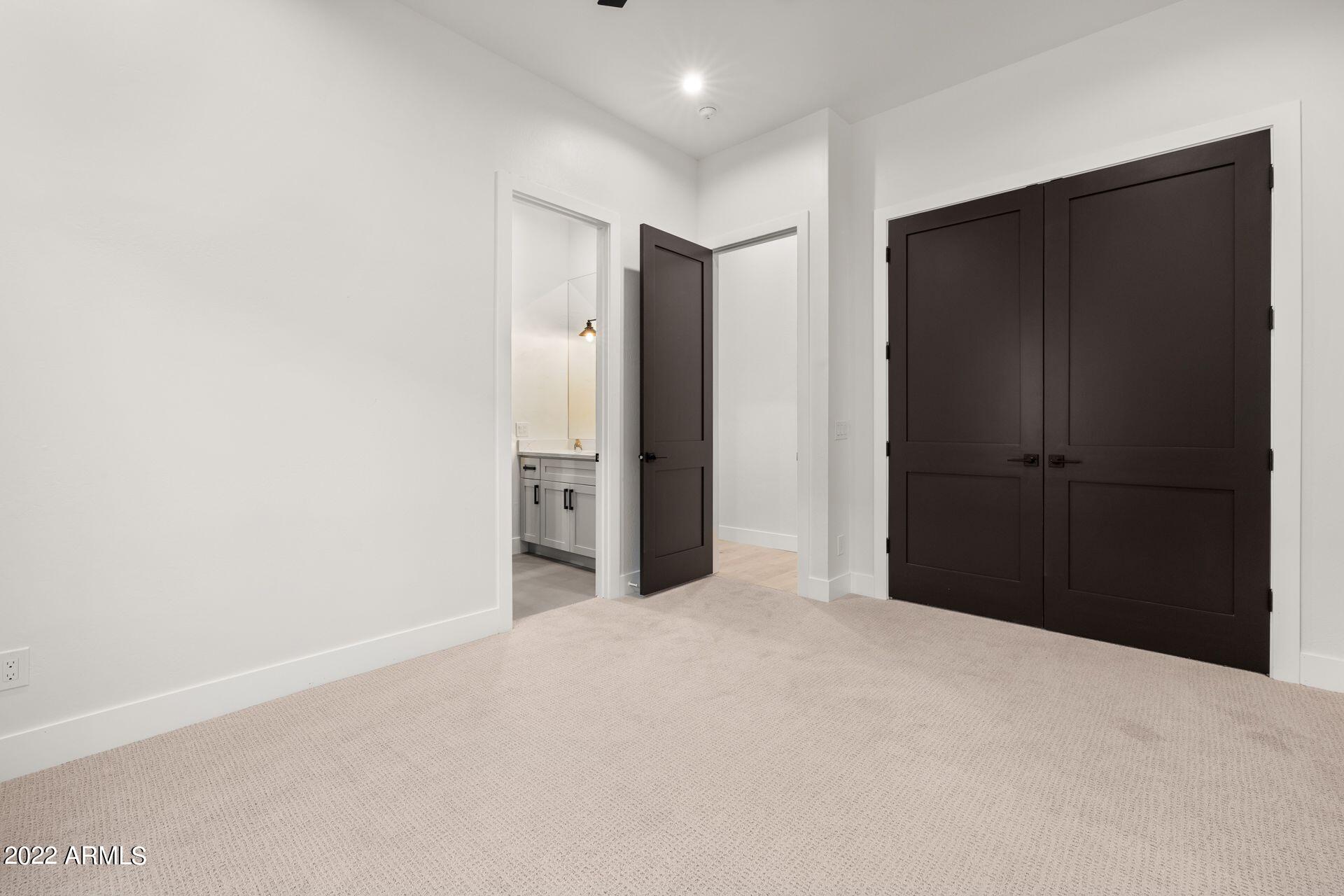 THUNDERBIRD EAST 3 - Residential