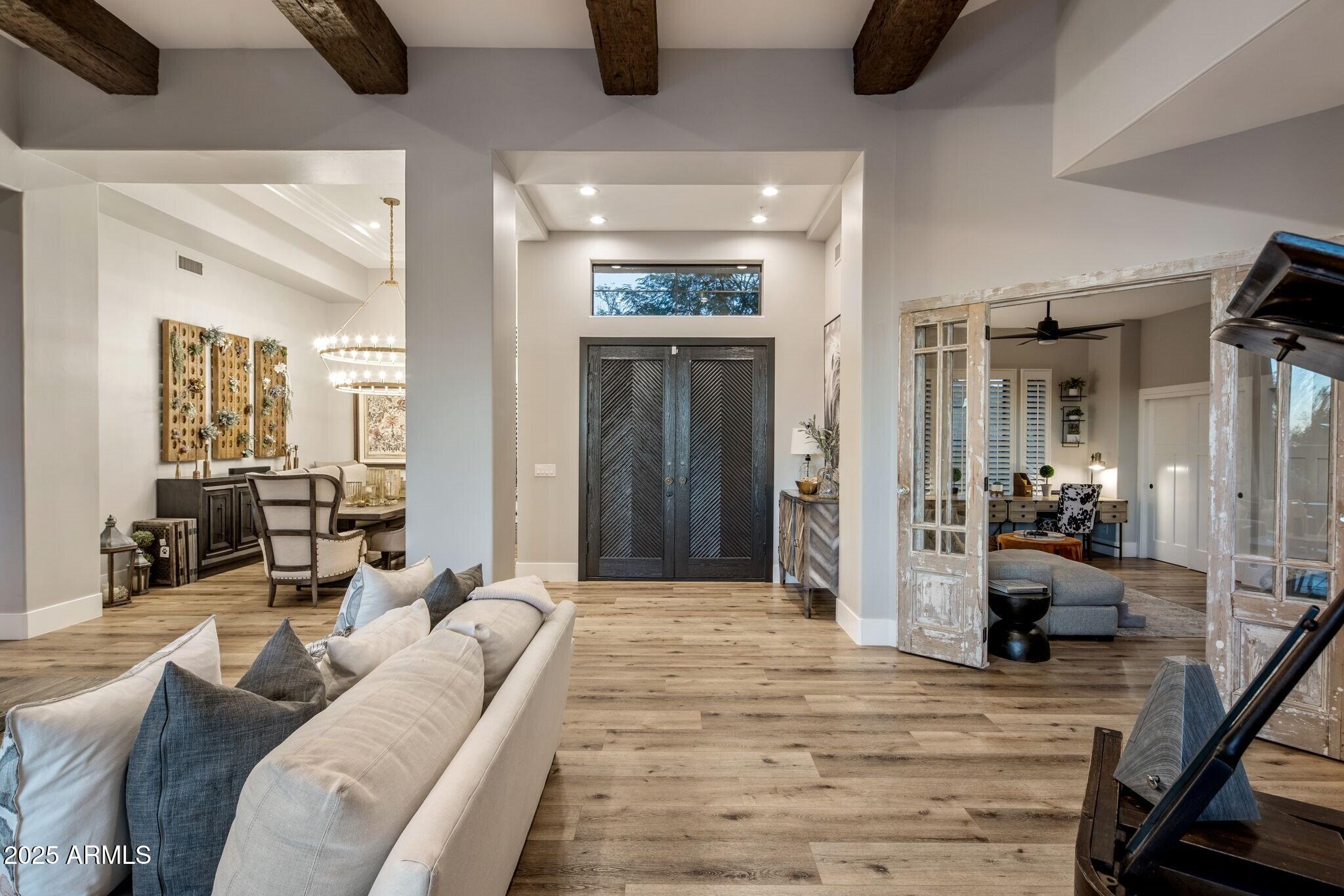 Pinnacle Peak Vistas - Residential