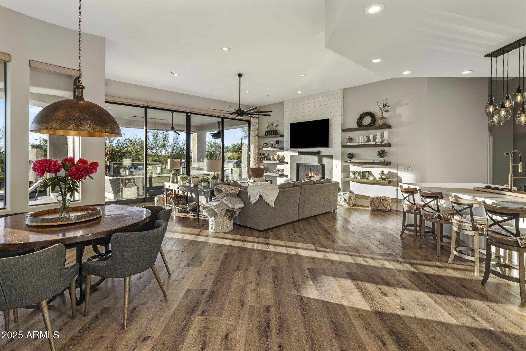 Pinnacle Peak Vistas - Residential