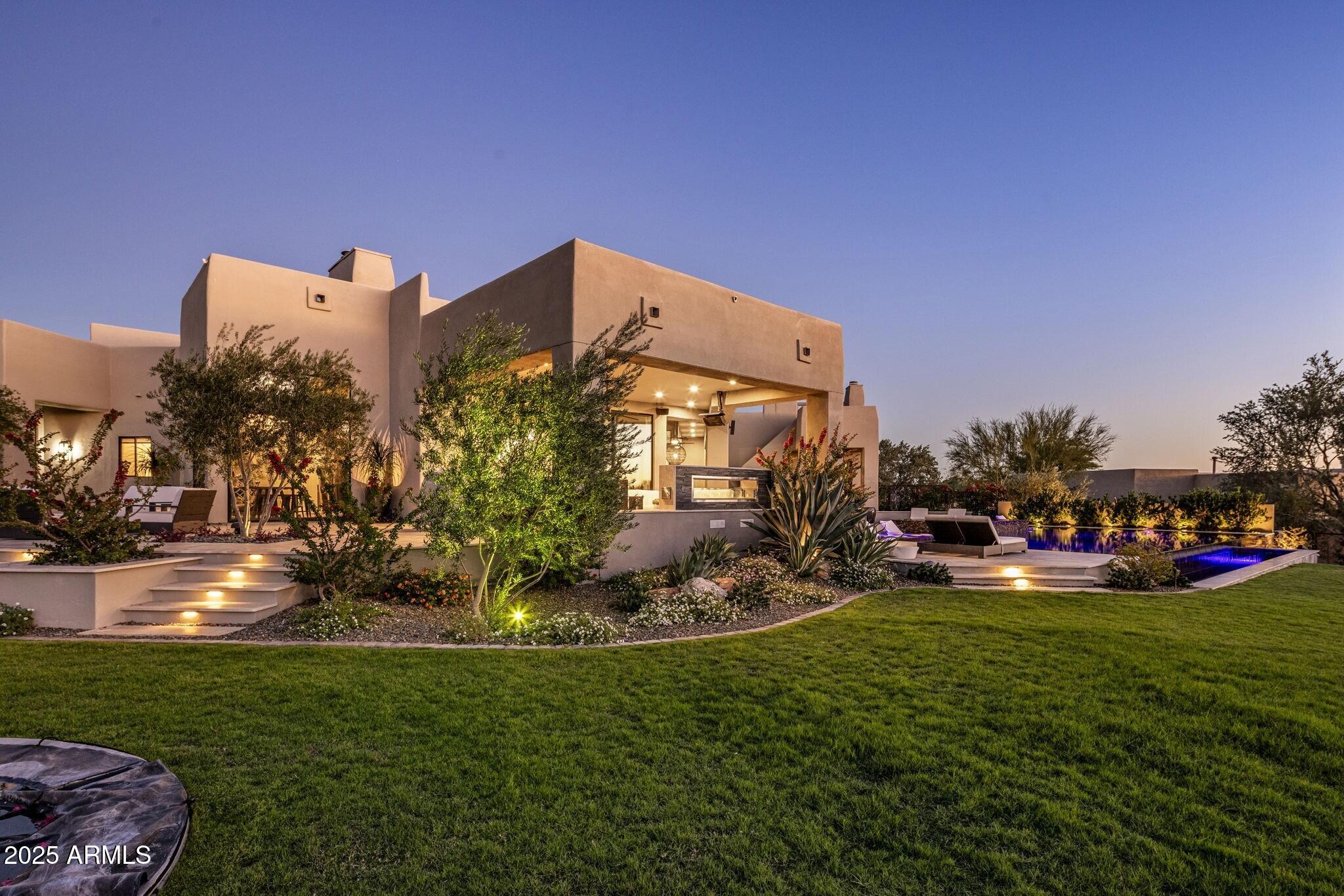 Pinnacle Peak Vistas - Residential
