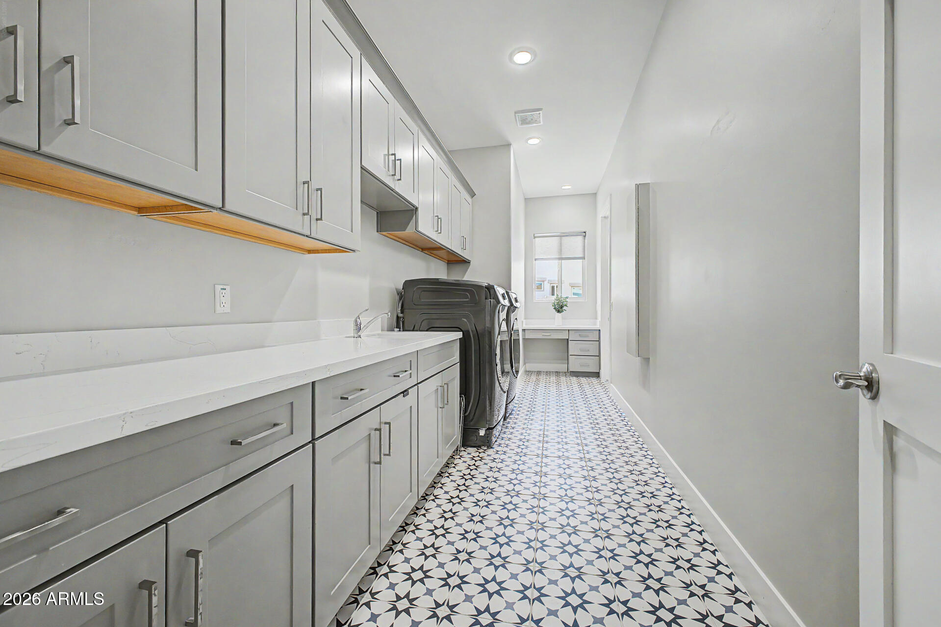 OVERLOOK AT FOREST KNOLL - Residential