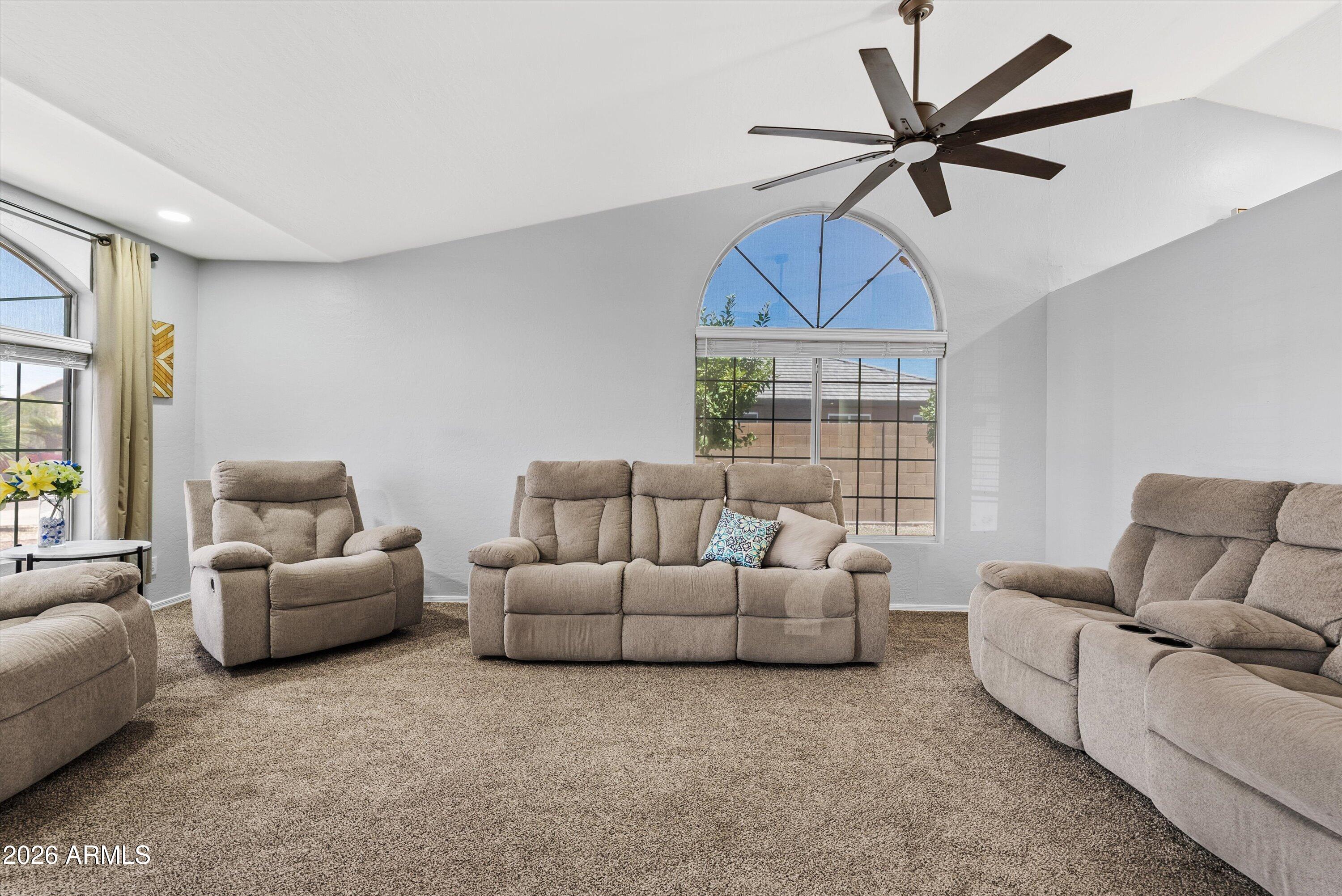 STRATFORD ESTATES - Residential