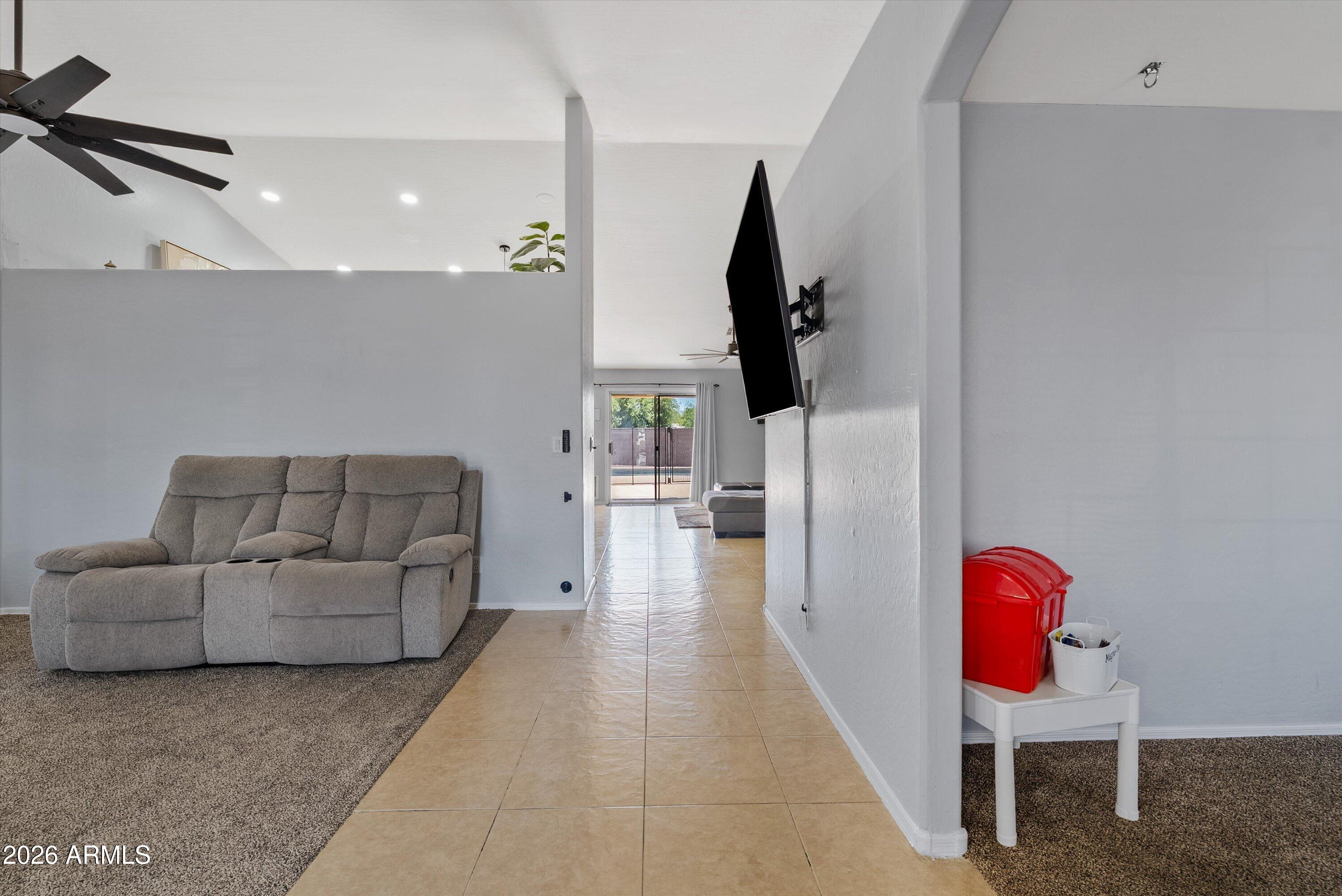 STRATFORD ESTATES - Residential
