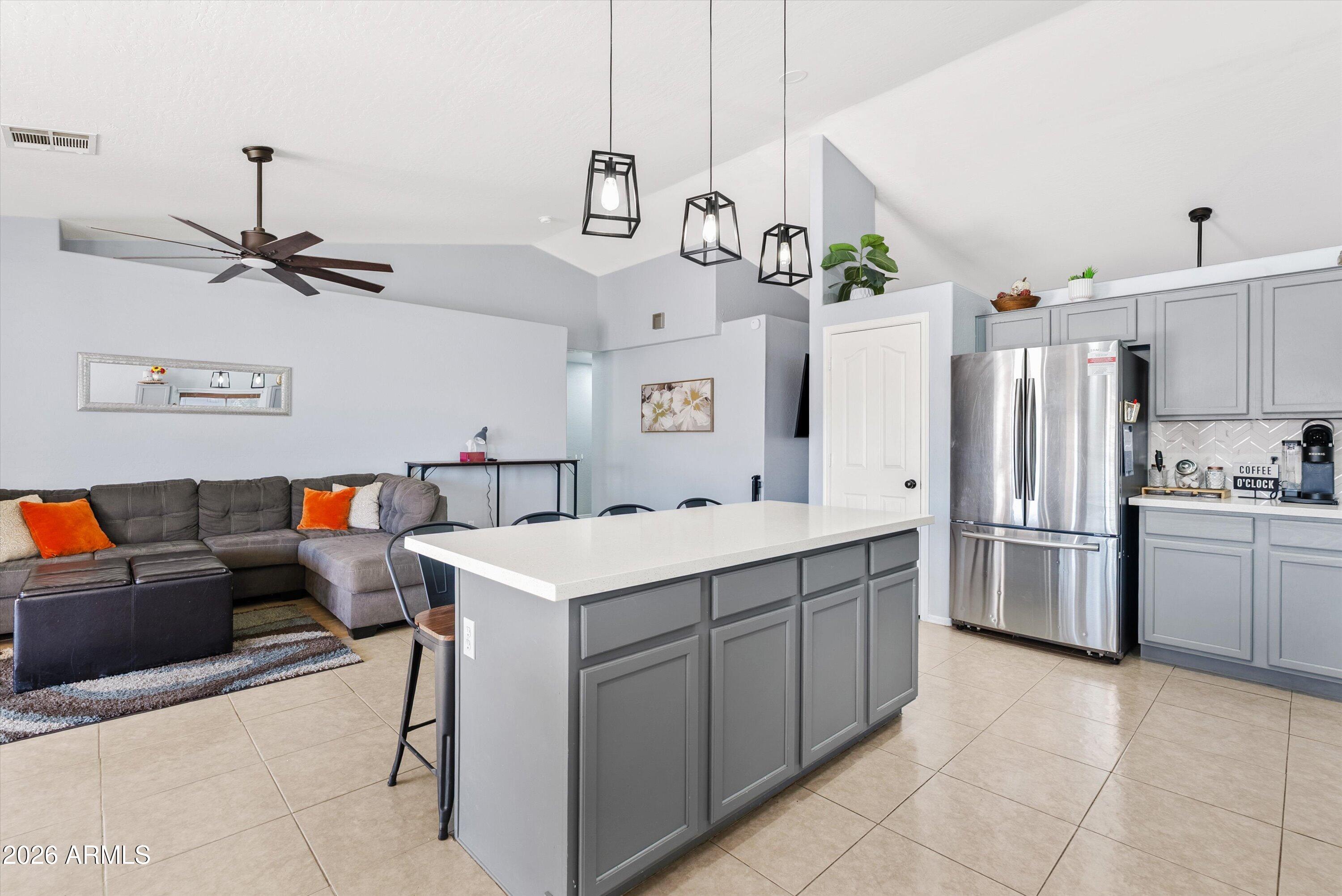 STRATFORD ESTATES - Residential