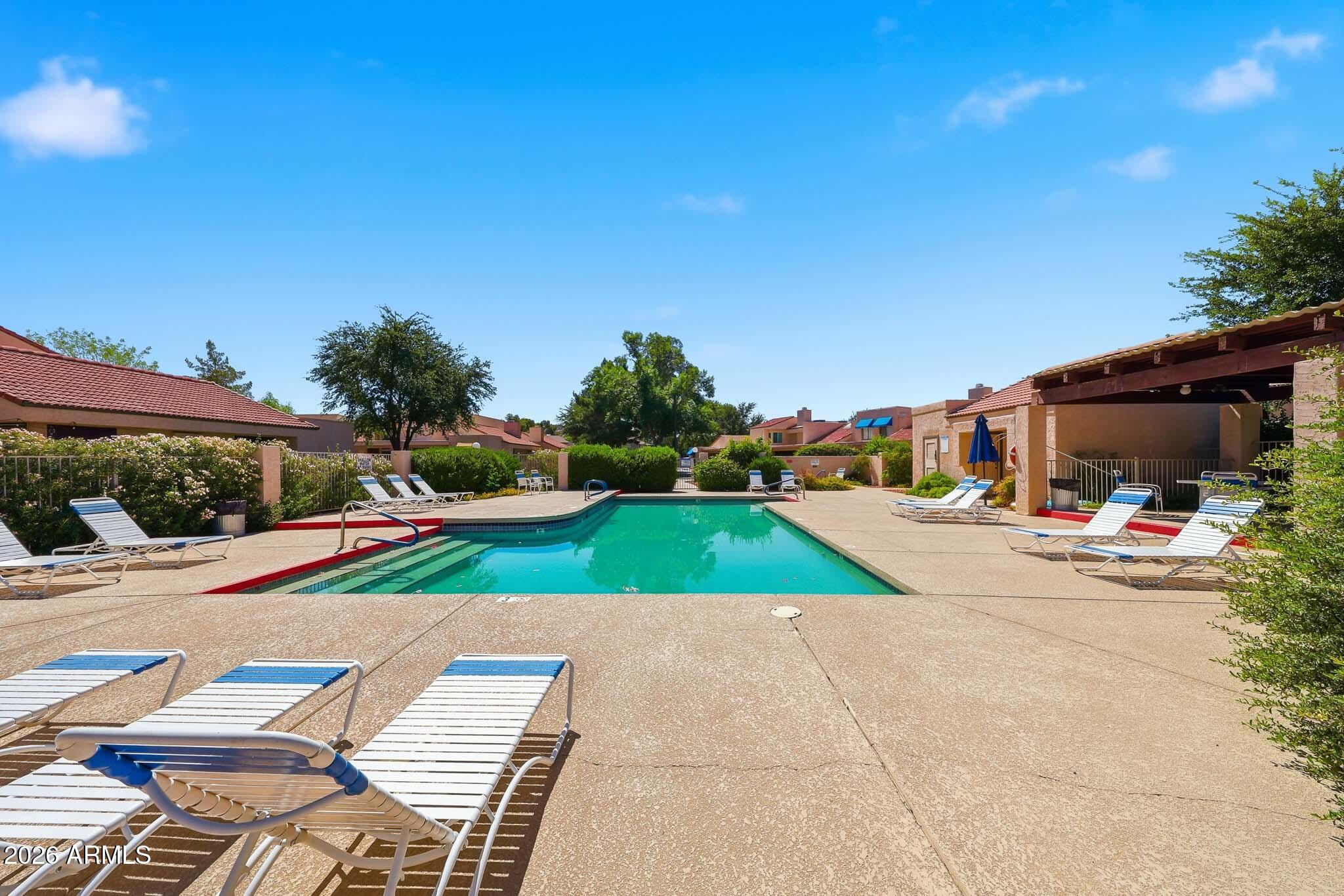 QUAIL HILL PARCEL A CONDOMINIUM AMD - Residential